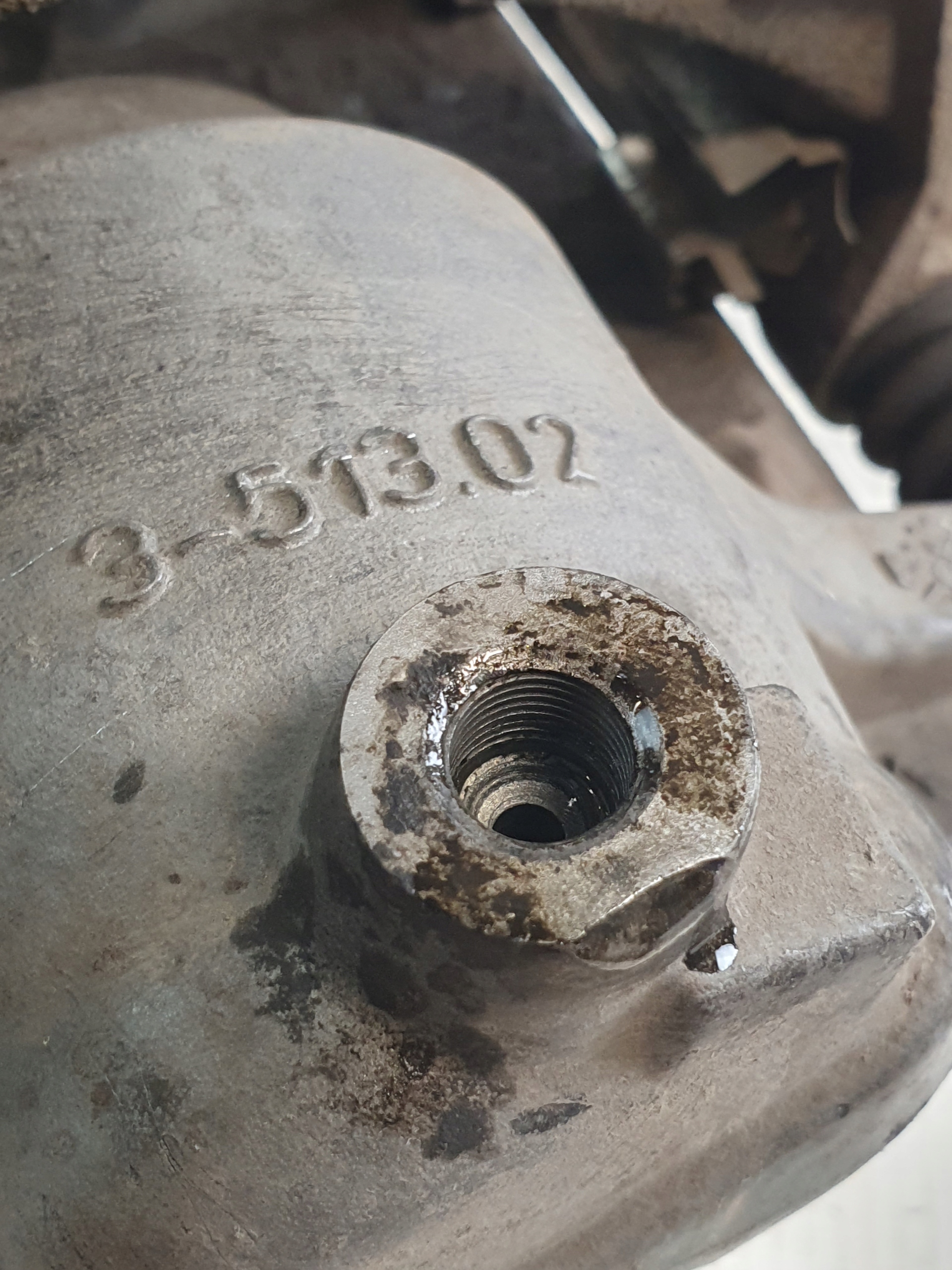 caliper brake left front MERCEDES W211 2.7CDI 03r.