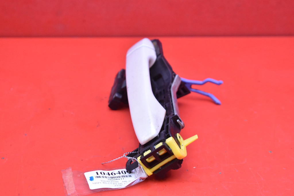 handle left rear part rear 070 TOYOTA PRIUS III XW30 09-11