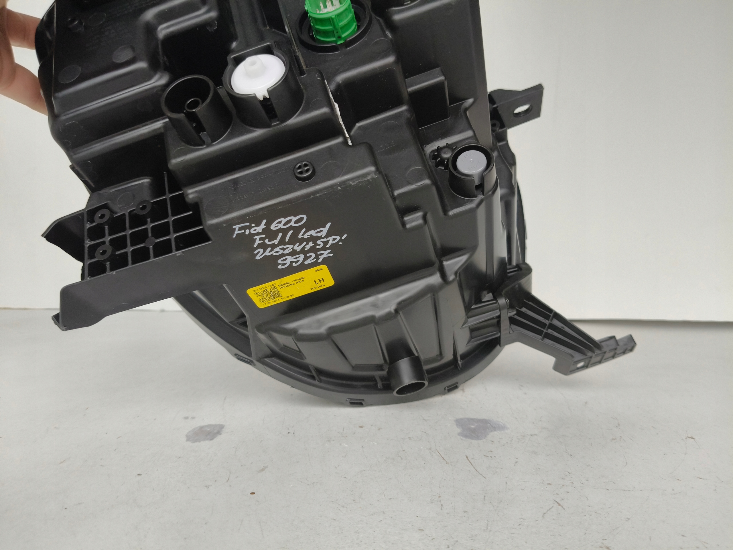 light left REFLEKTOR FIAT 600 23- FULL LED