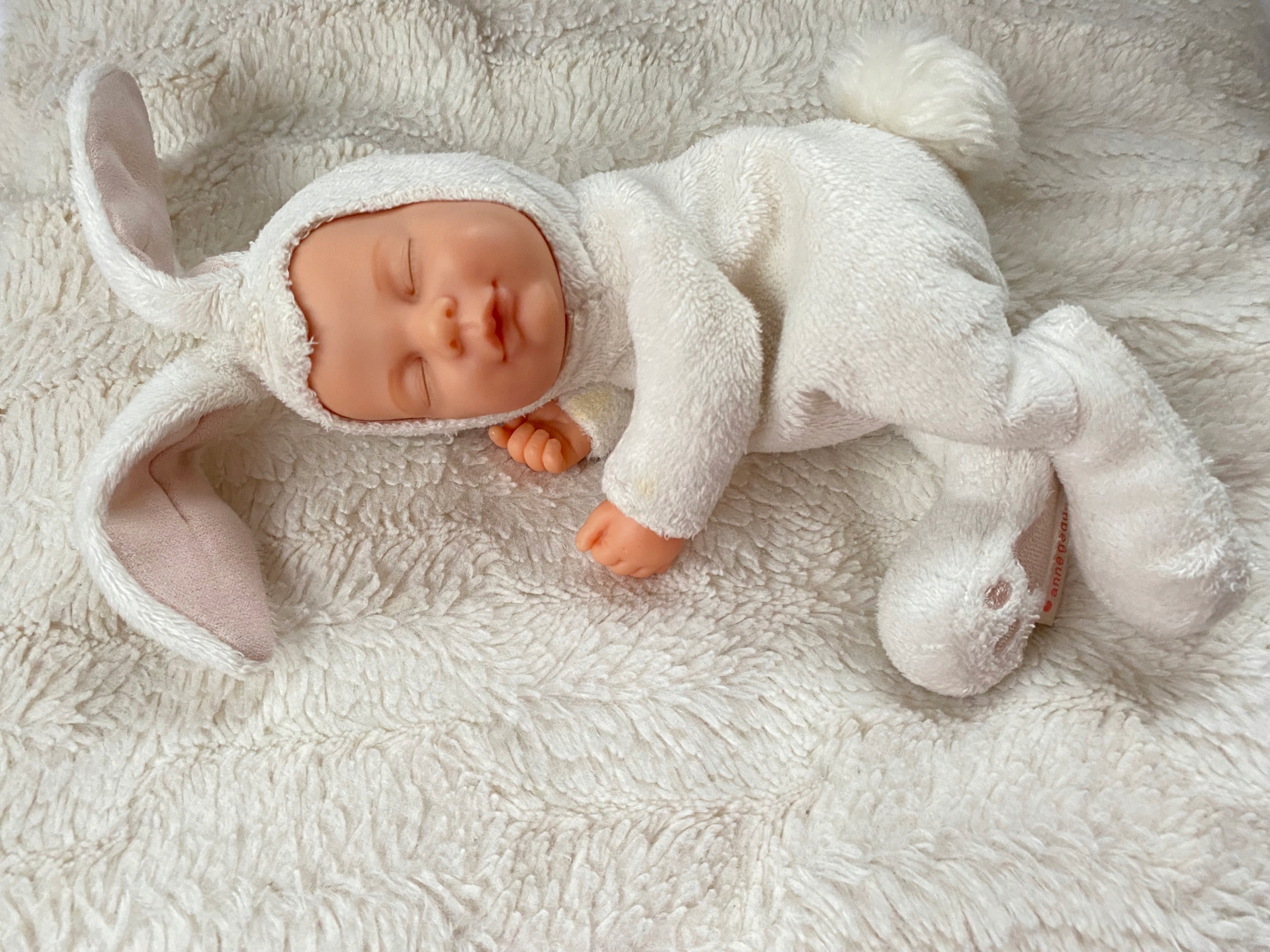 Lalka Anne Geddes- BIAŁY Króliczek Marka inna