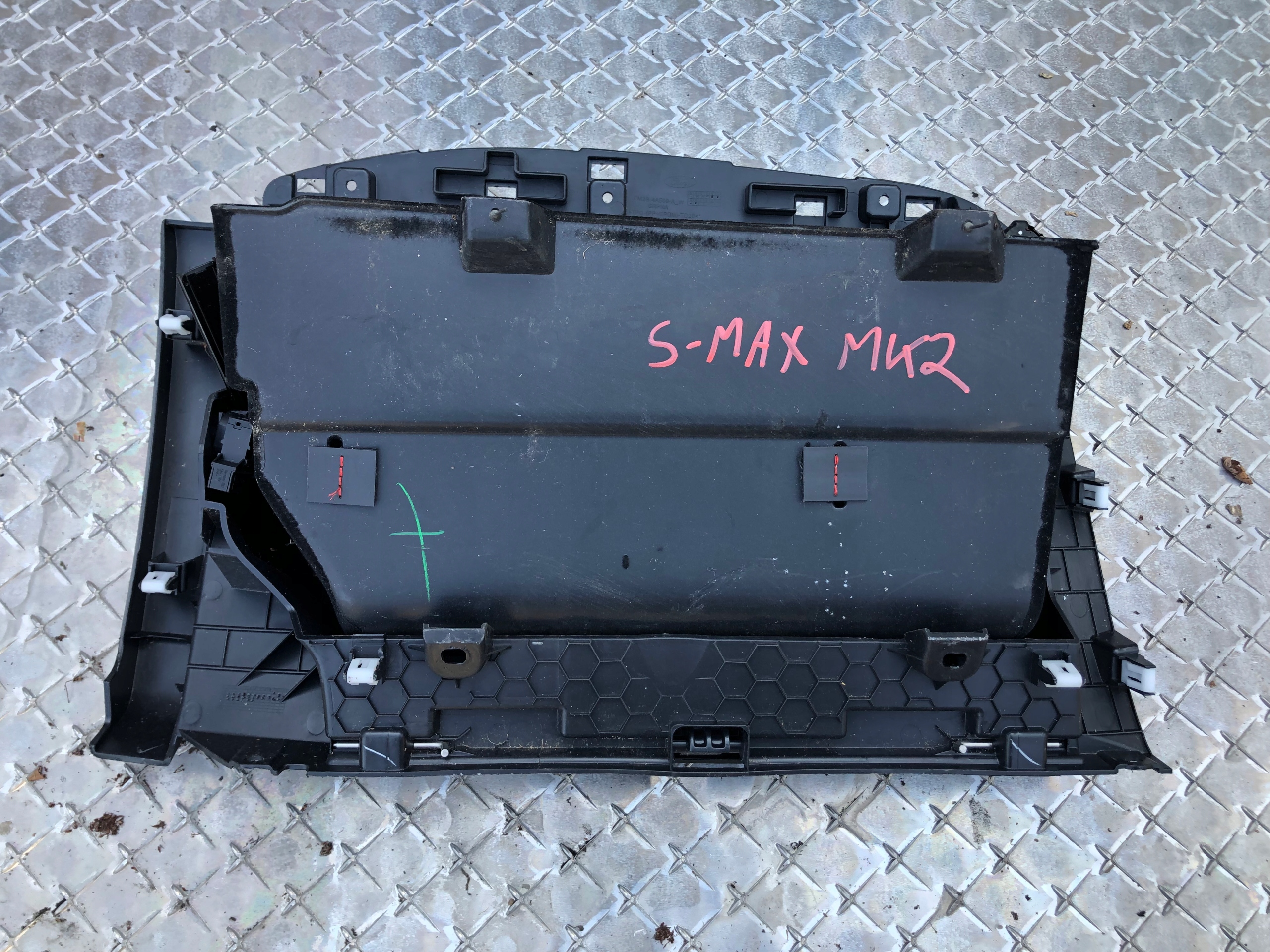handschuhfach des beifahrers FORD S-MAX MK2 EM2B-4A508-A