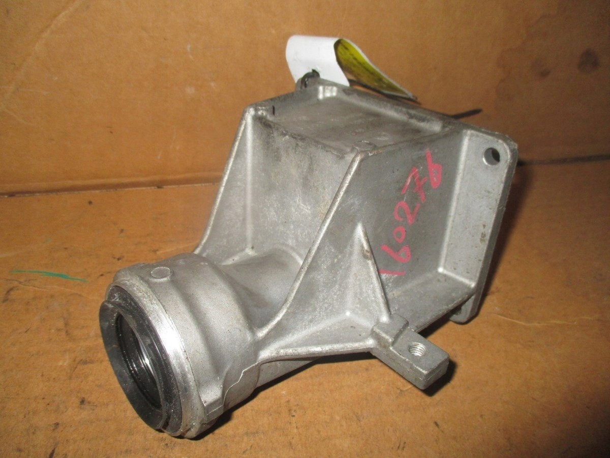 Кронштейн полуоси BMW E90 X1 E84 2.0 D