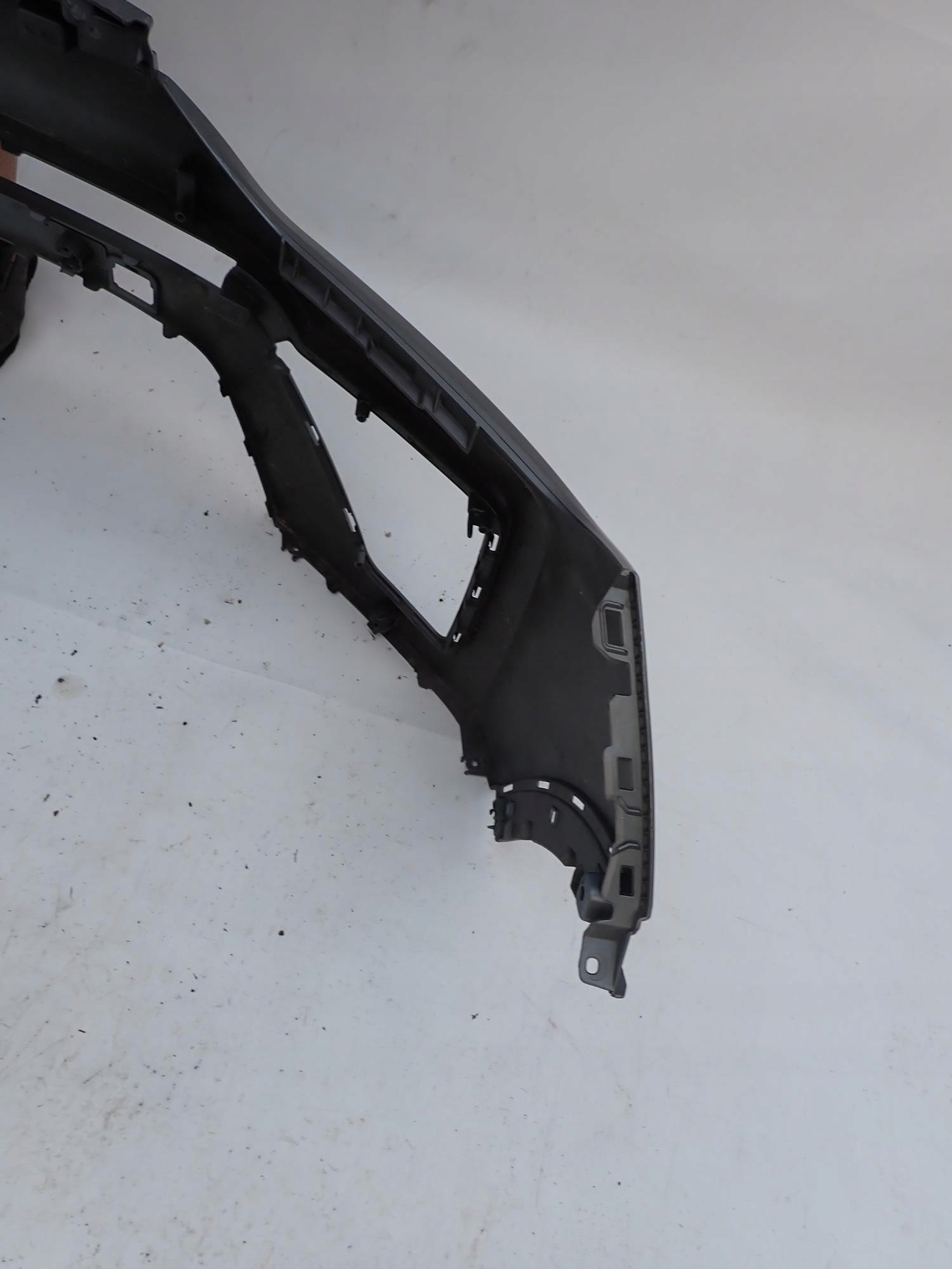 SSANGYONG TIVOLI LIFT 19-23 bumper front front PDC
