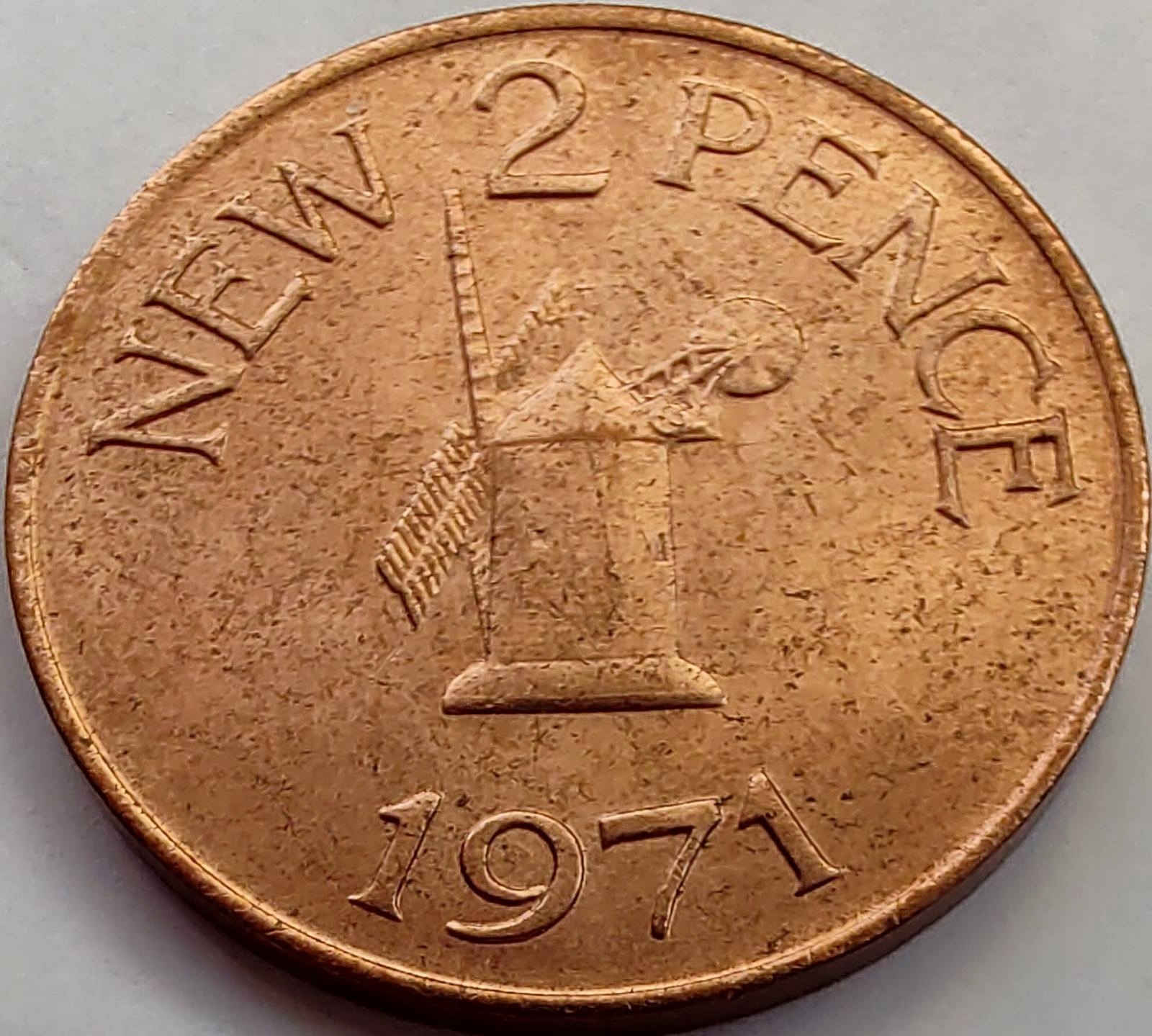 0829- Guernsey 2 nowe pensy, 1971