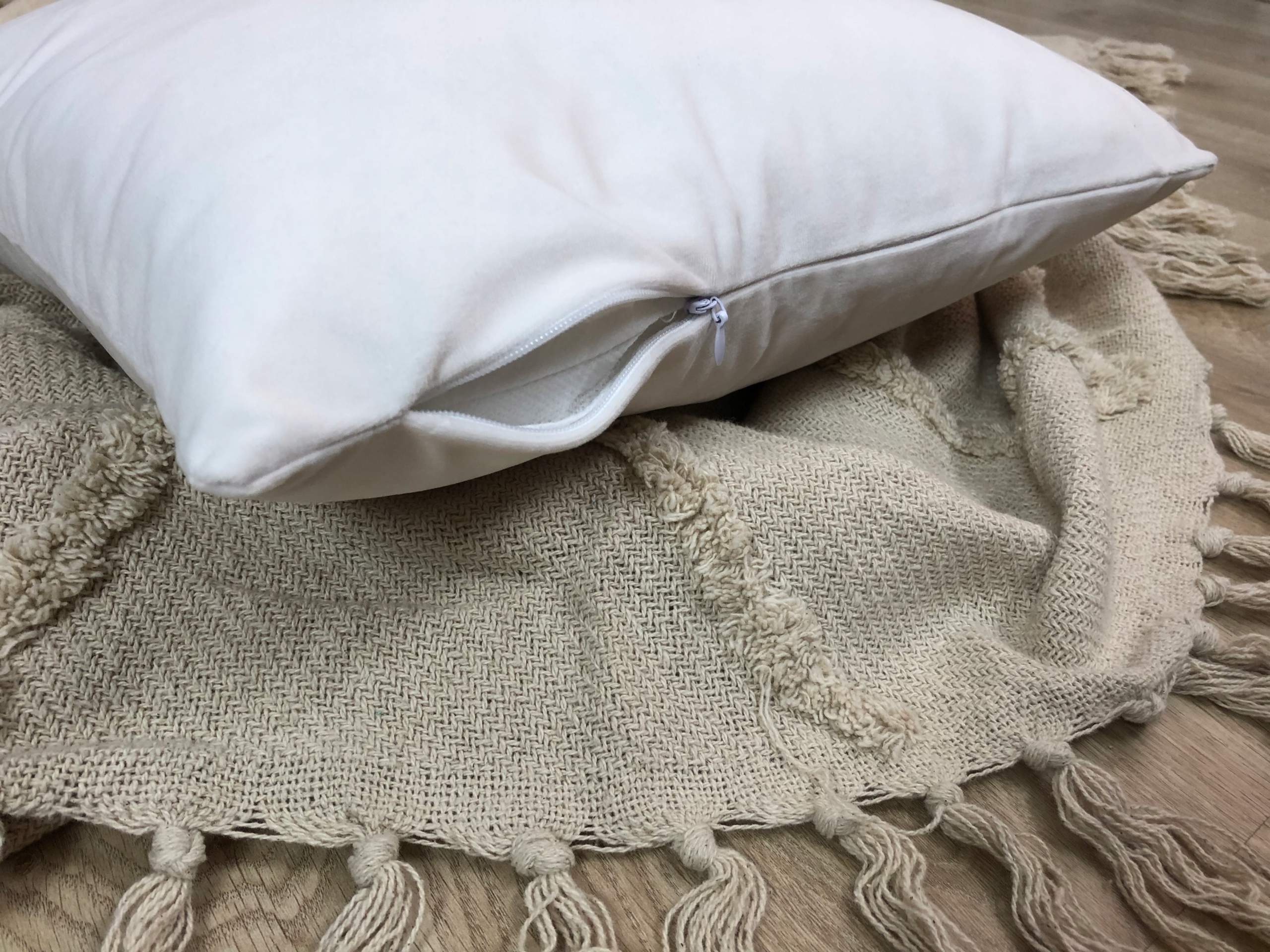 POSZEWKA WELUR VELVET BIAŁA 40x40 EAN (GTIN) 5901244443