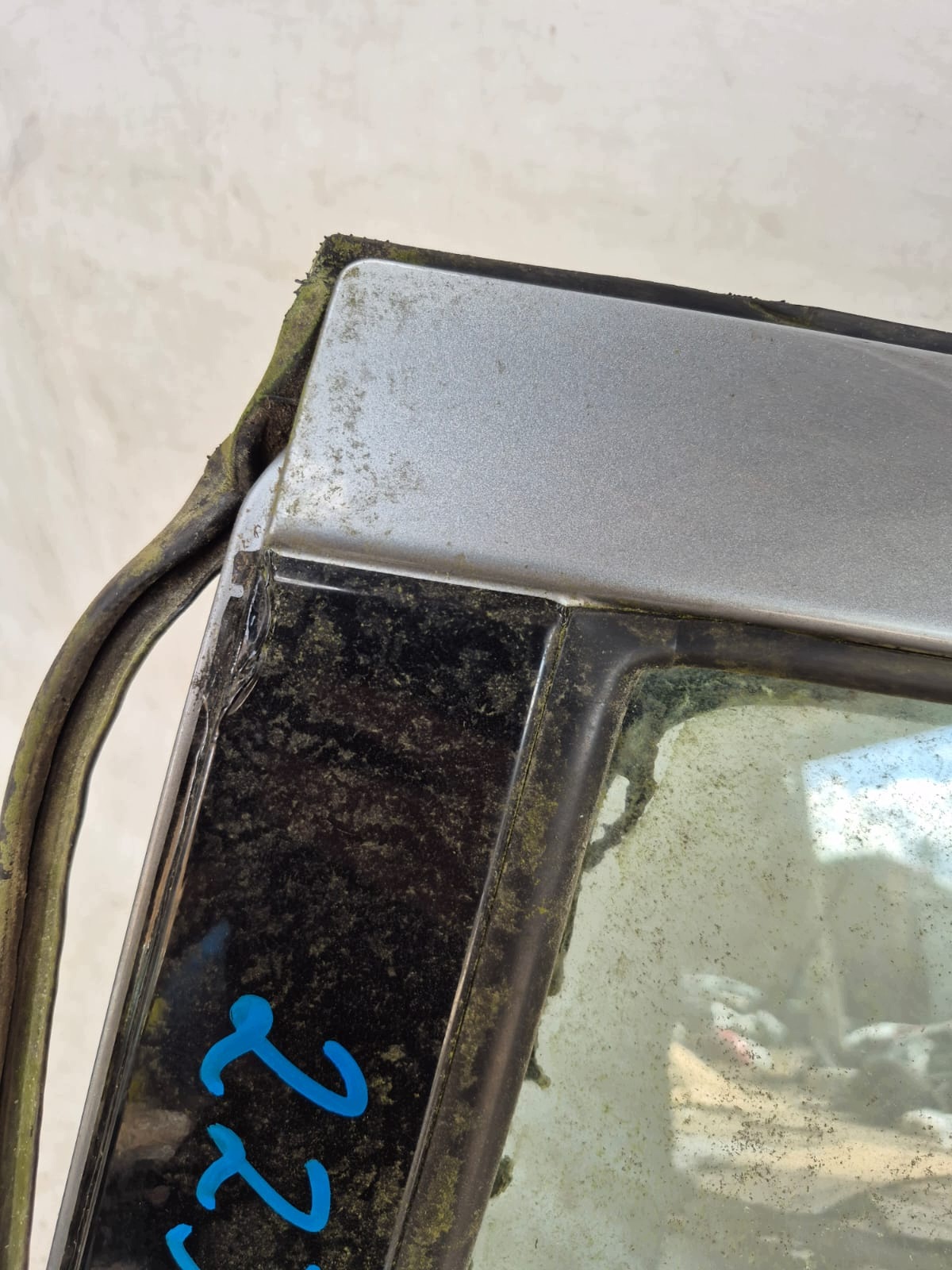 SUZUKI SWIFT MK7 10- ajtó bal far hátsó