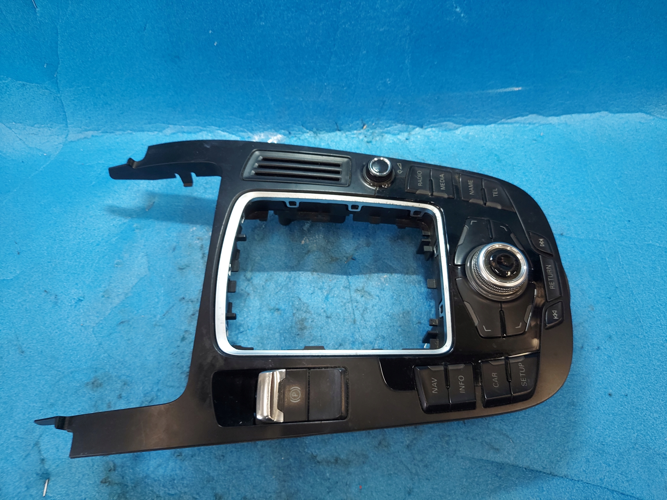 PANEL MMI 8T0919609F AUDI A4 B8