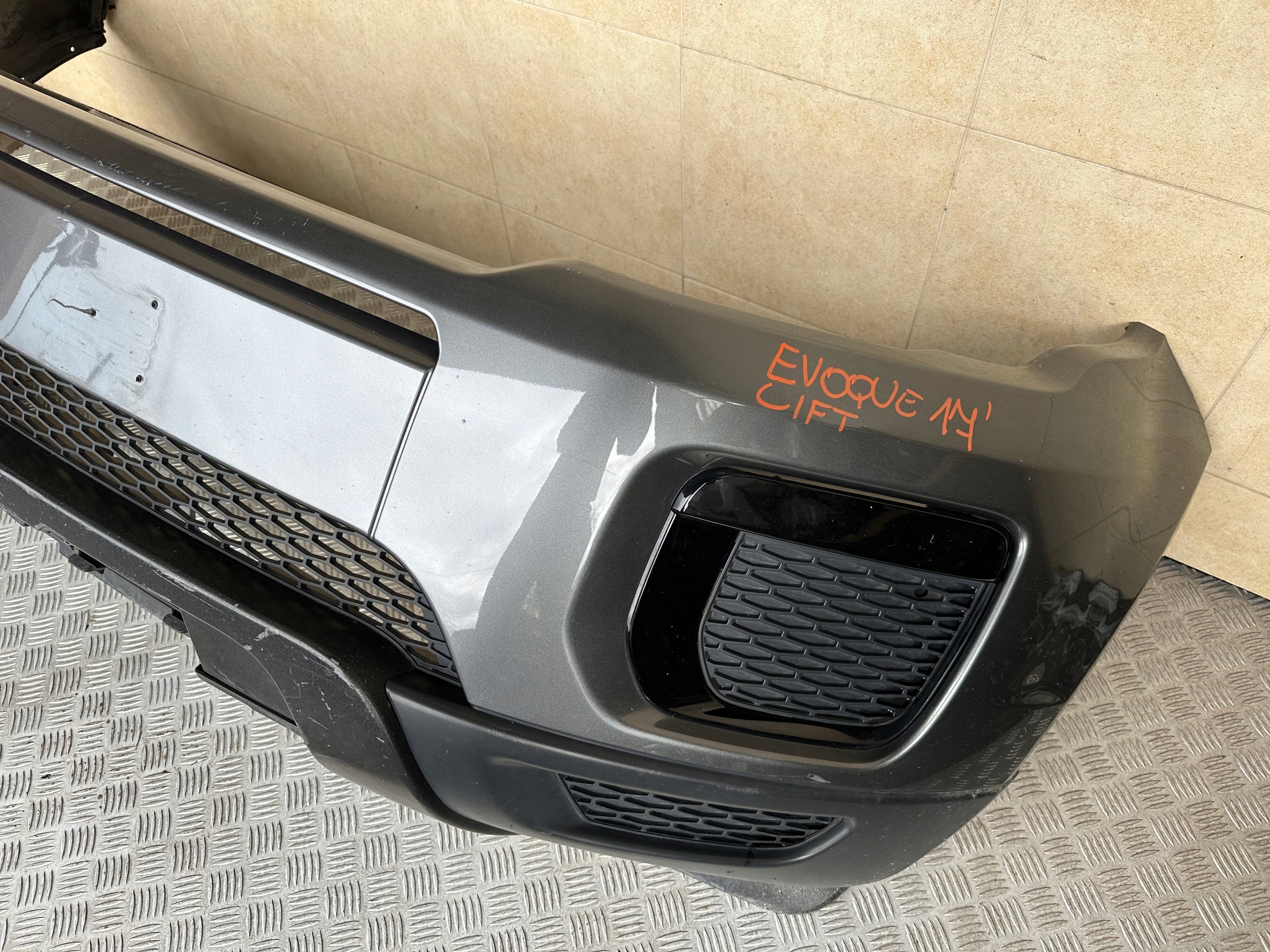 FRONT BUMPER RANGE ROVER EVOQUE LIFT 2017 ROK