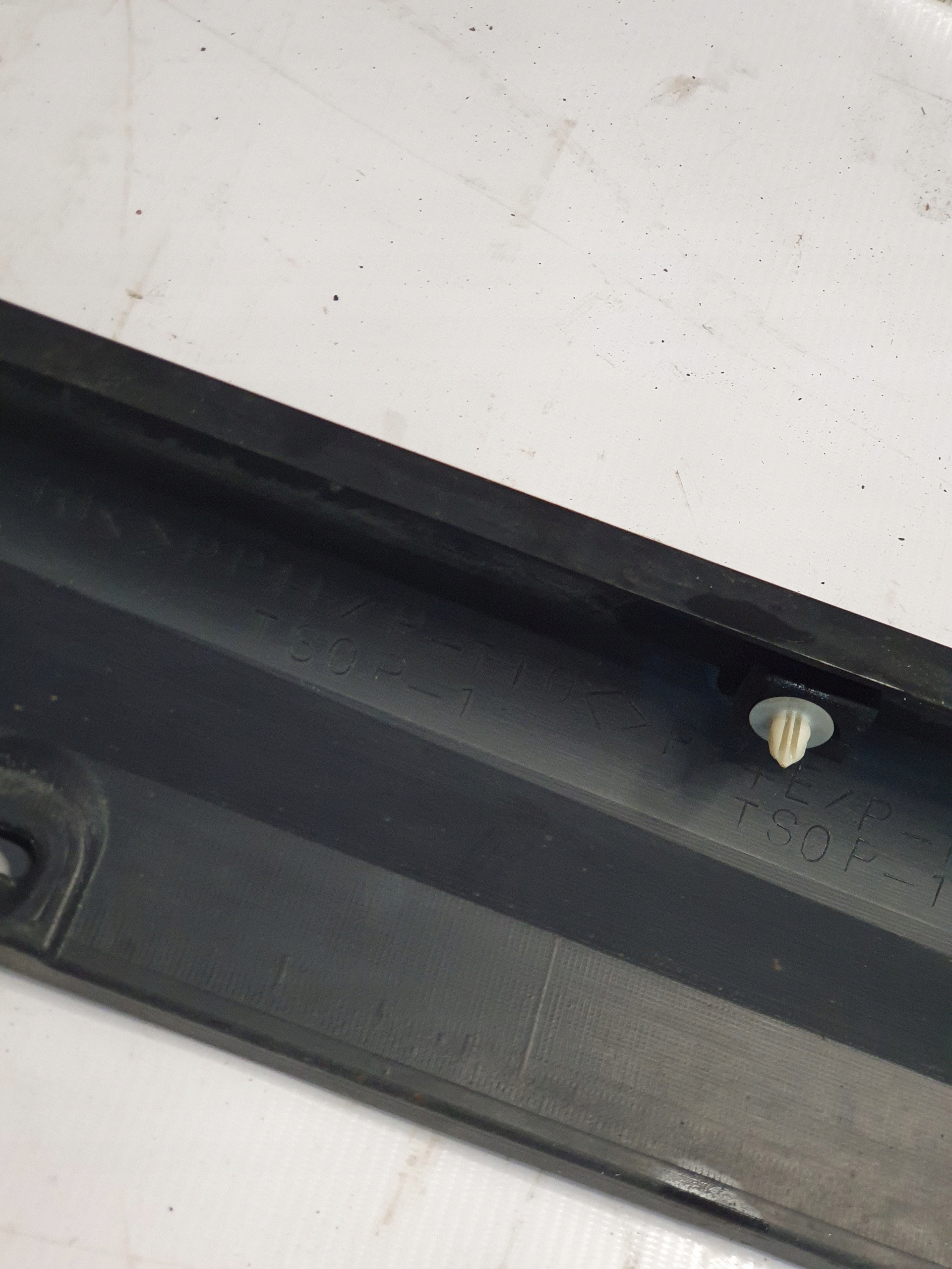 moulding threshold right TOYOTA CELICA VII 99-05r.