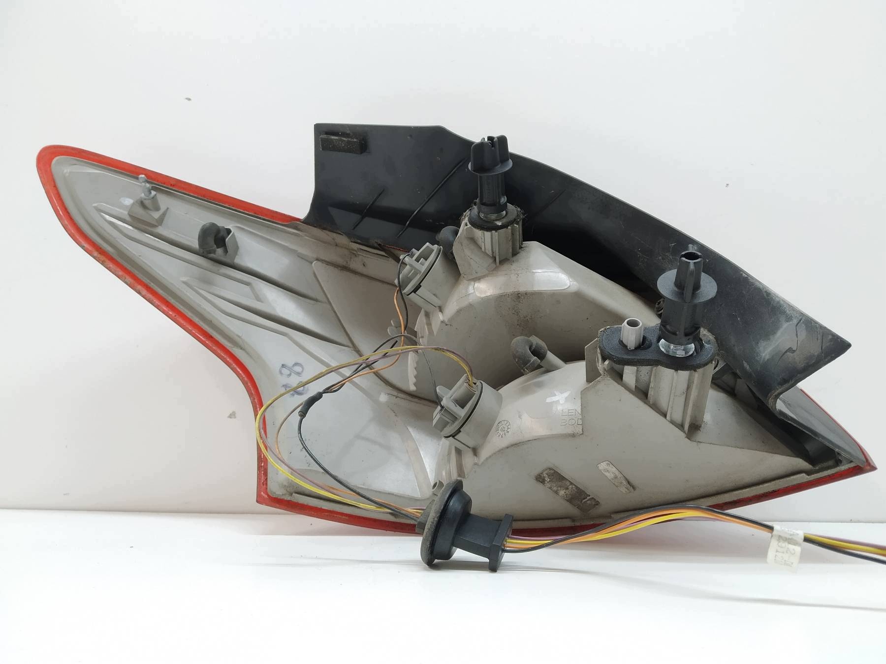 licht heck rechts sedan EUROPA Ford Focus Mk3 (2010-2019)