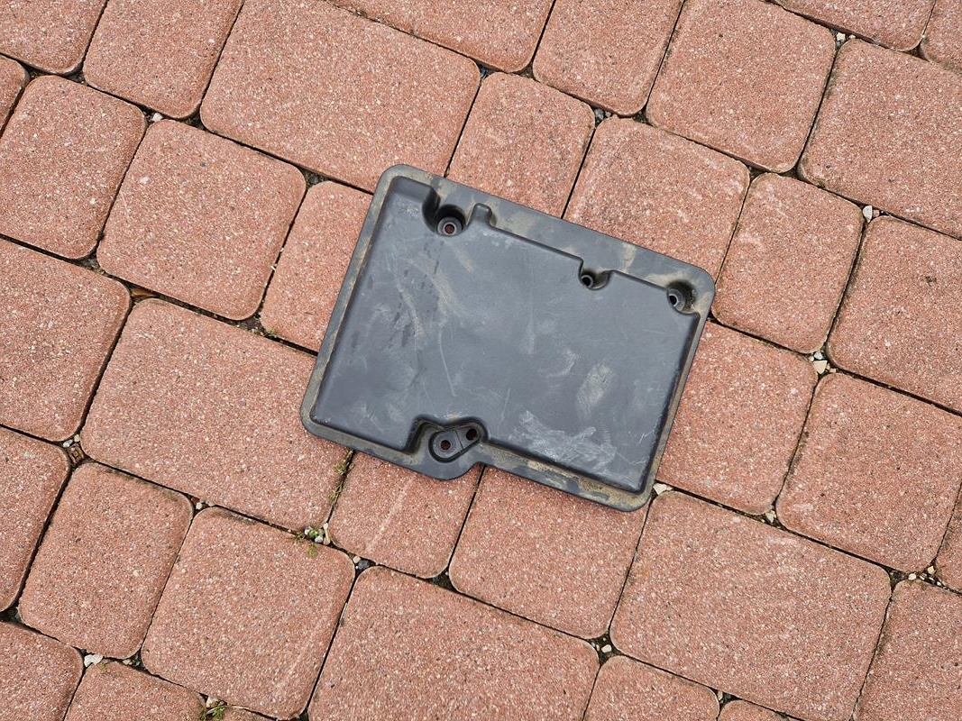 plastic cover modulu adblue Vivaro B TRAFIC III TALENTO 479348727R