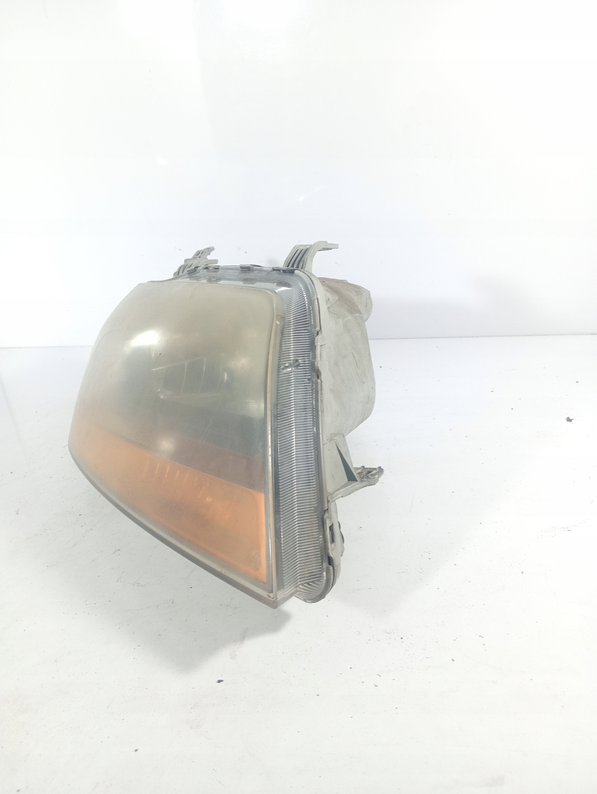 Chevrolet Aveo T250 03-07 REFLEKTOR right front light right front