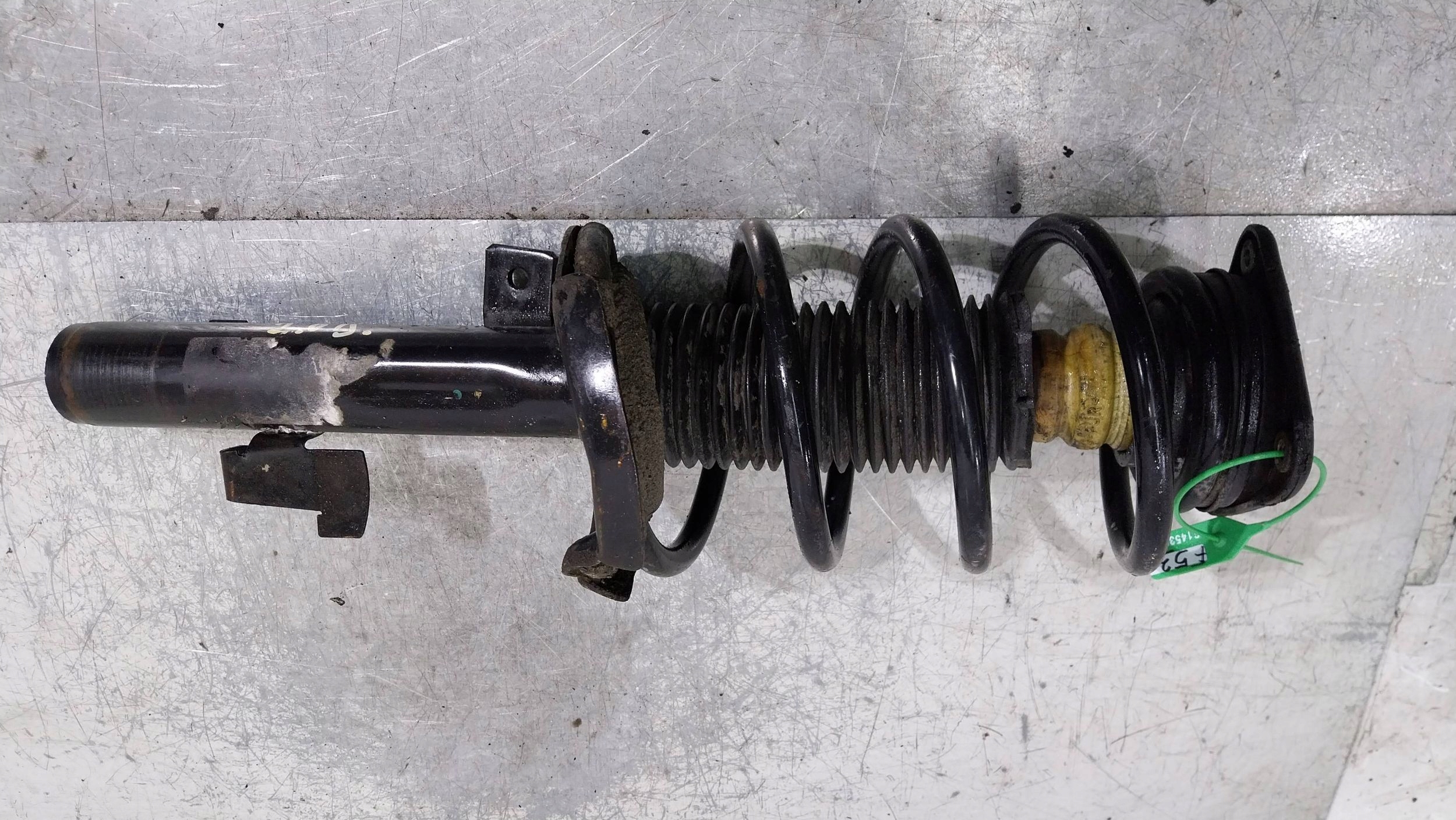 shock absorber right front 4M51-18045-PCB FORD C-MAX MK1 FOCUS MK2