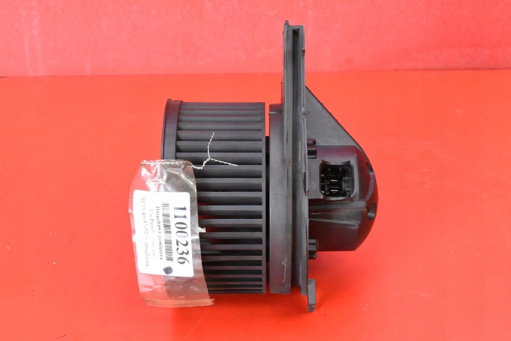 DMUCHAWA Lüfter des lüfters EU 8D1819021B VW PASSAT B5 96-00
