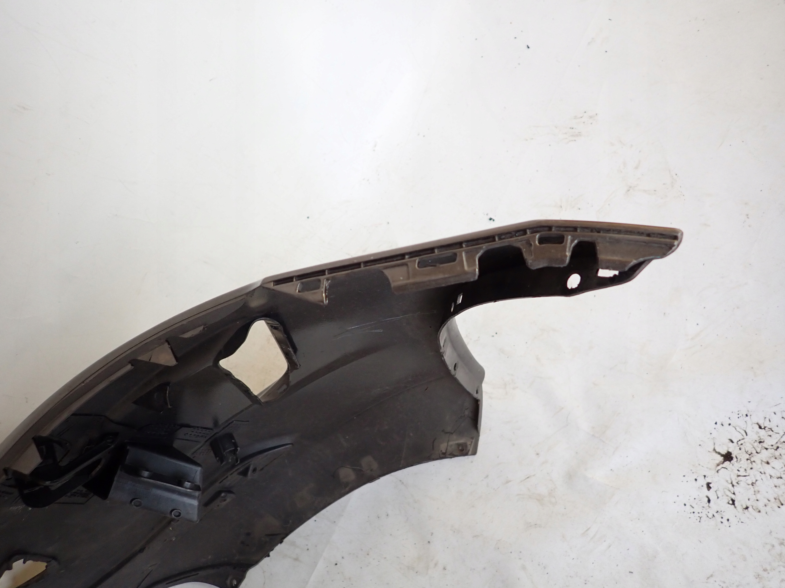 VOLVO XC60 and LIFT 13-17 bumper front front SPR PDC
