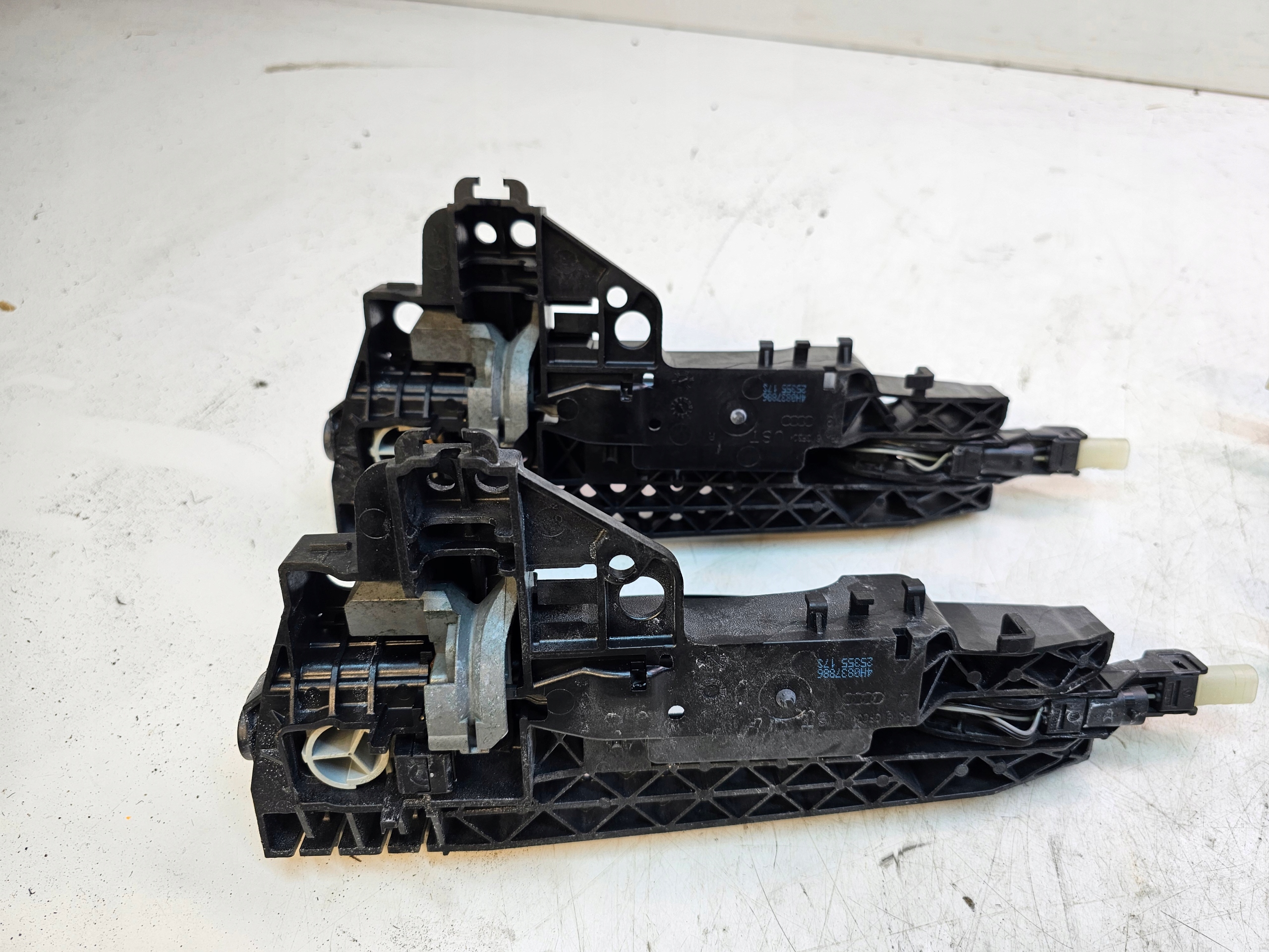 handles handle AUDI A6 A7 4H1837885 LY9T LED KEYLESS KOMPLET