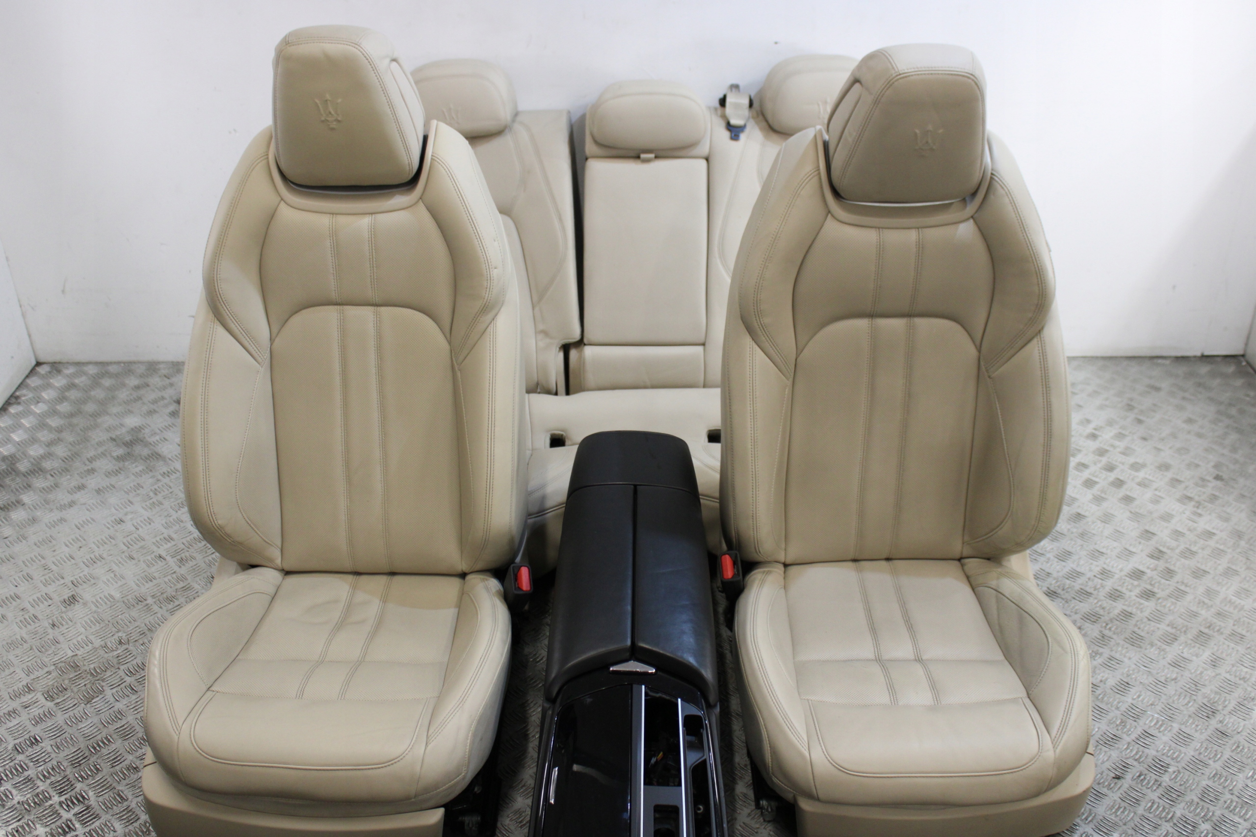 seats inner leather MASERATI LEVANTE M161