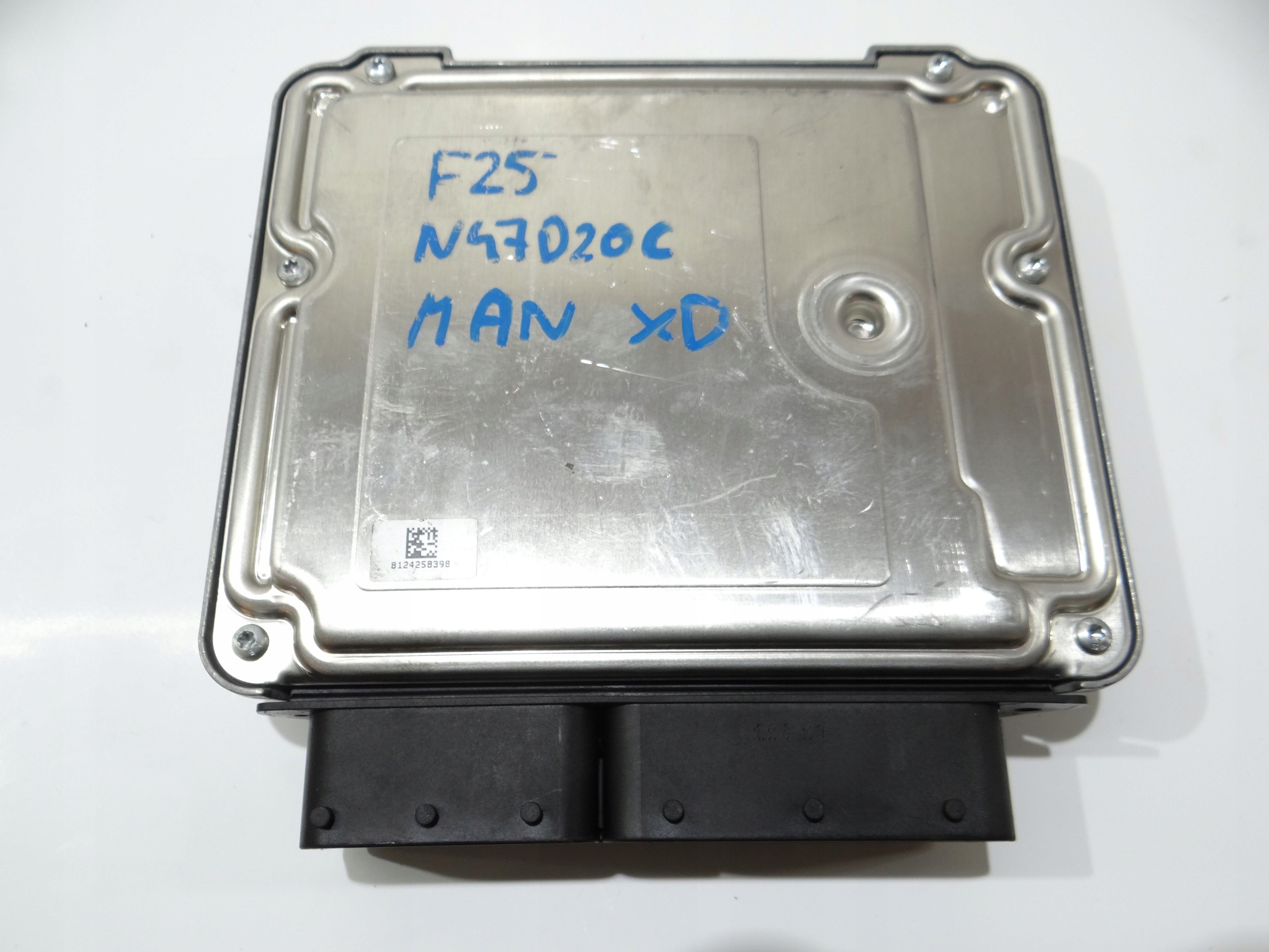 control unit computer of the engine BMW X3 F25 XDRIVE 2.0D 8513184