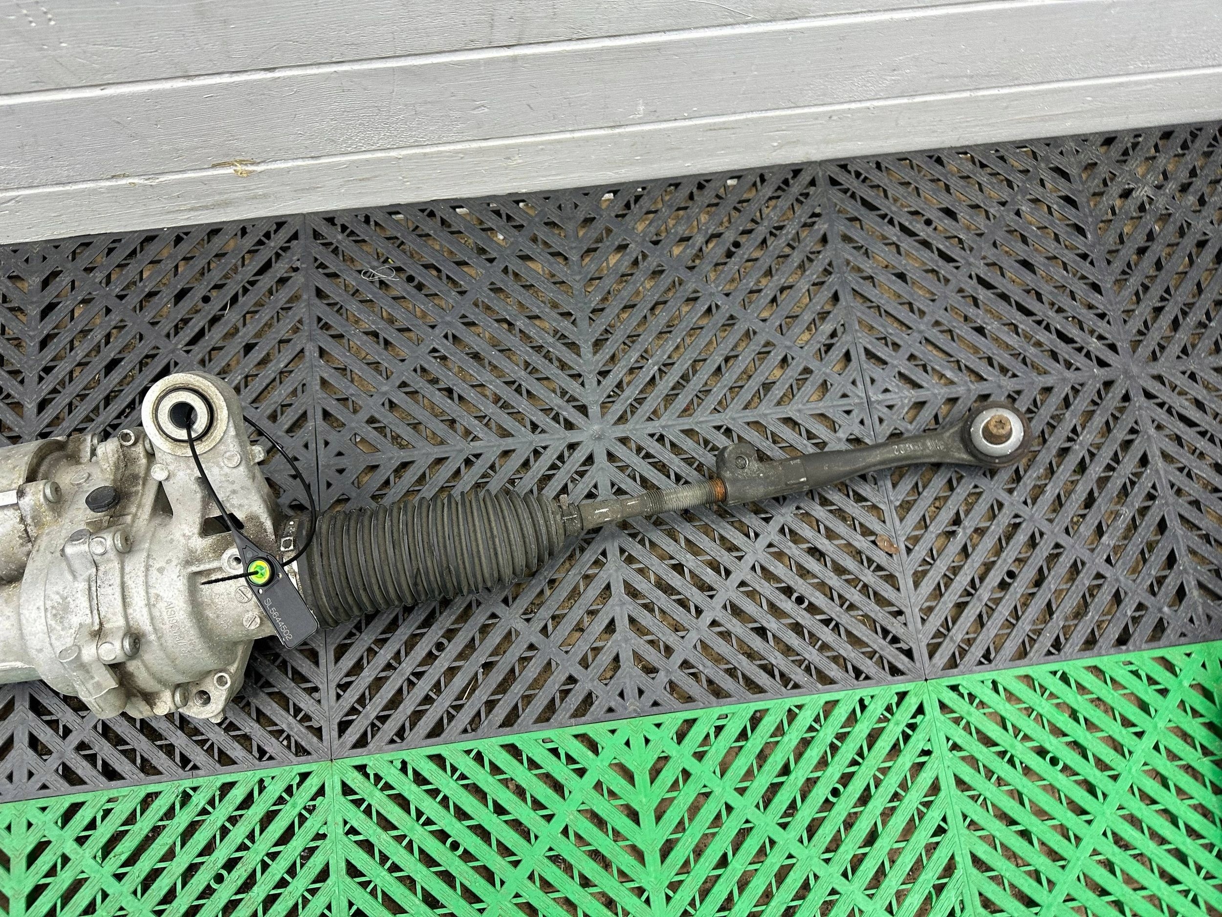 Boîter direction BMW 7 G70 TH 5B35874