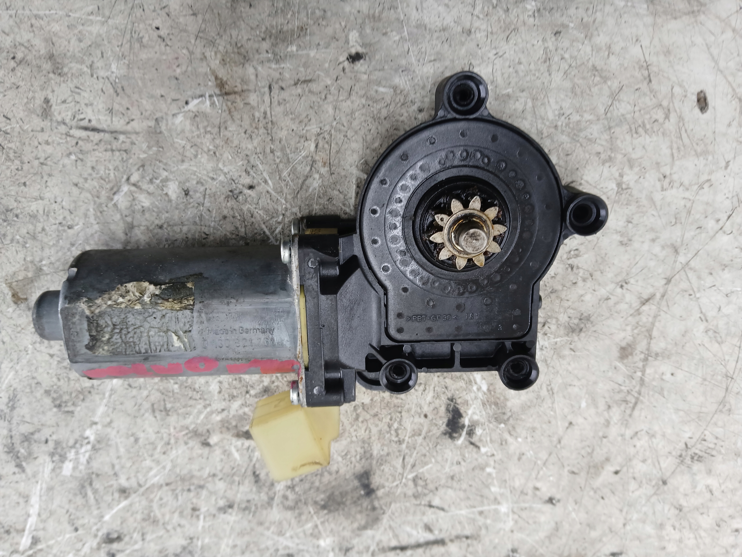 VOLVO V70 II mini motor windows right front 0130821761