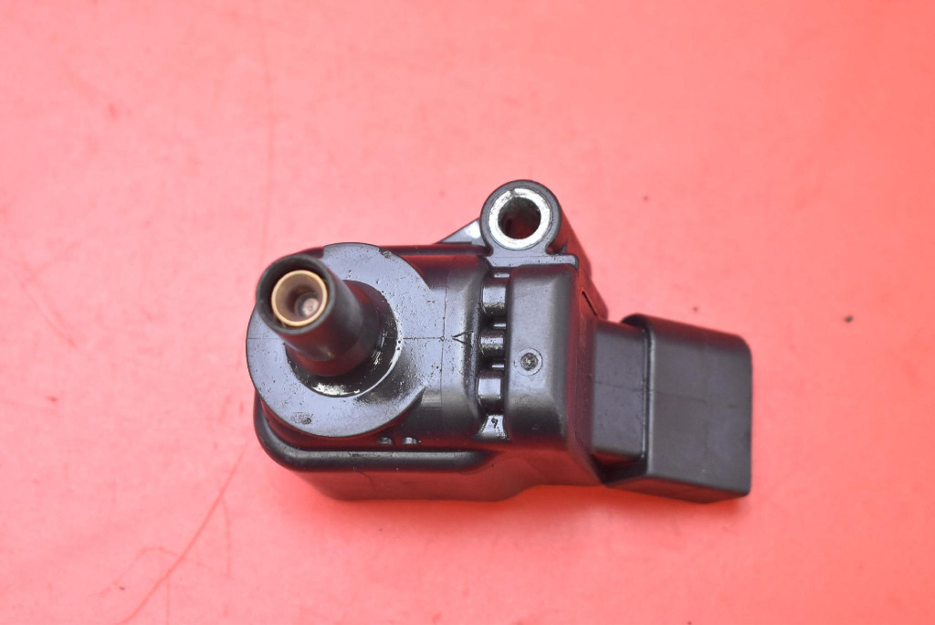 coil ignition 04E905110B SEAT LEON 3 III 1.2 TSI 105 KM 12-20