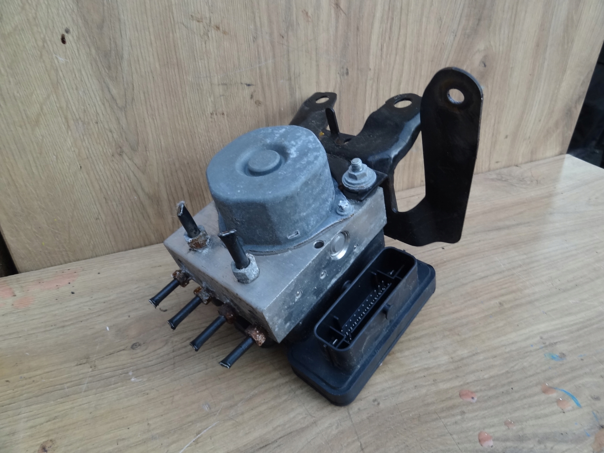 TOYOTA AYGO II 2020 РЕСТАЙЛИНГ 1,0 насос ABS оригинал