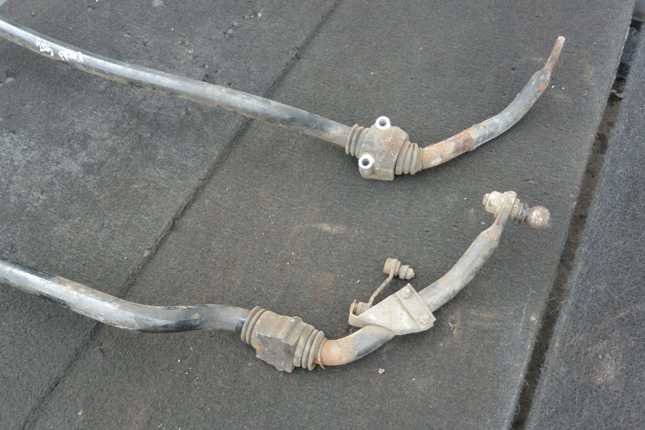 stabilizer rod front MERCEDES-BENZ C-class W203 W209