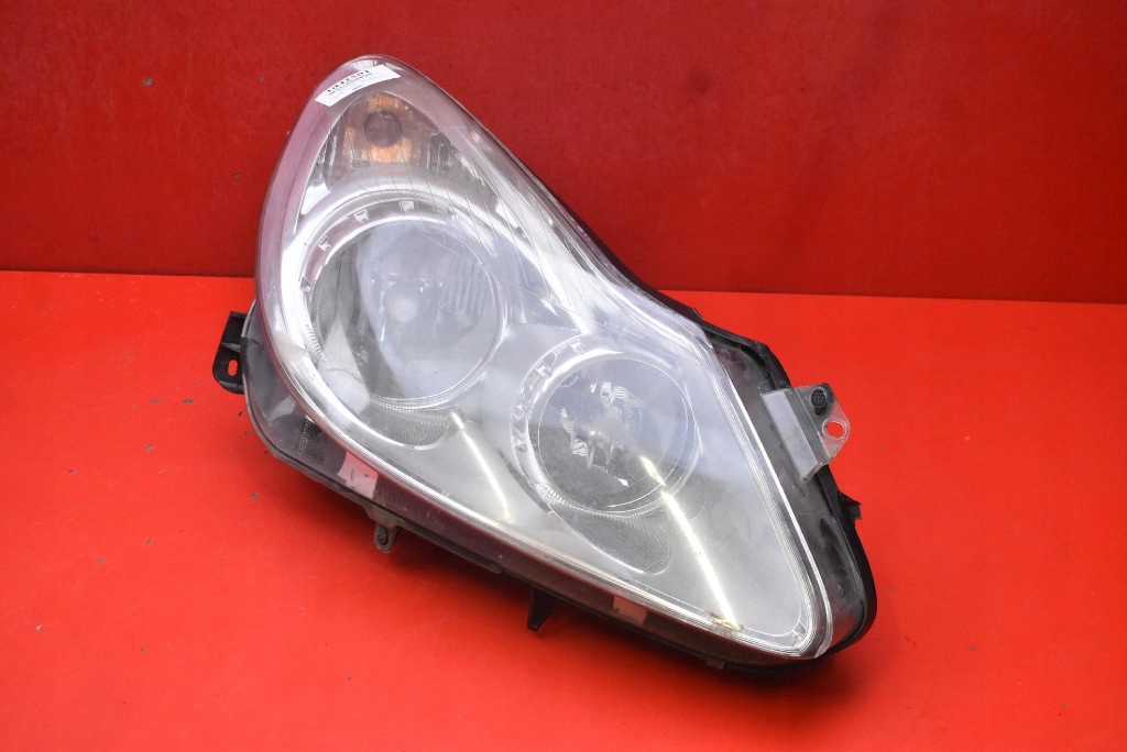 REFLEKTOR right light front EU 13186382 OPEL CORSA D 06-11