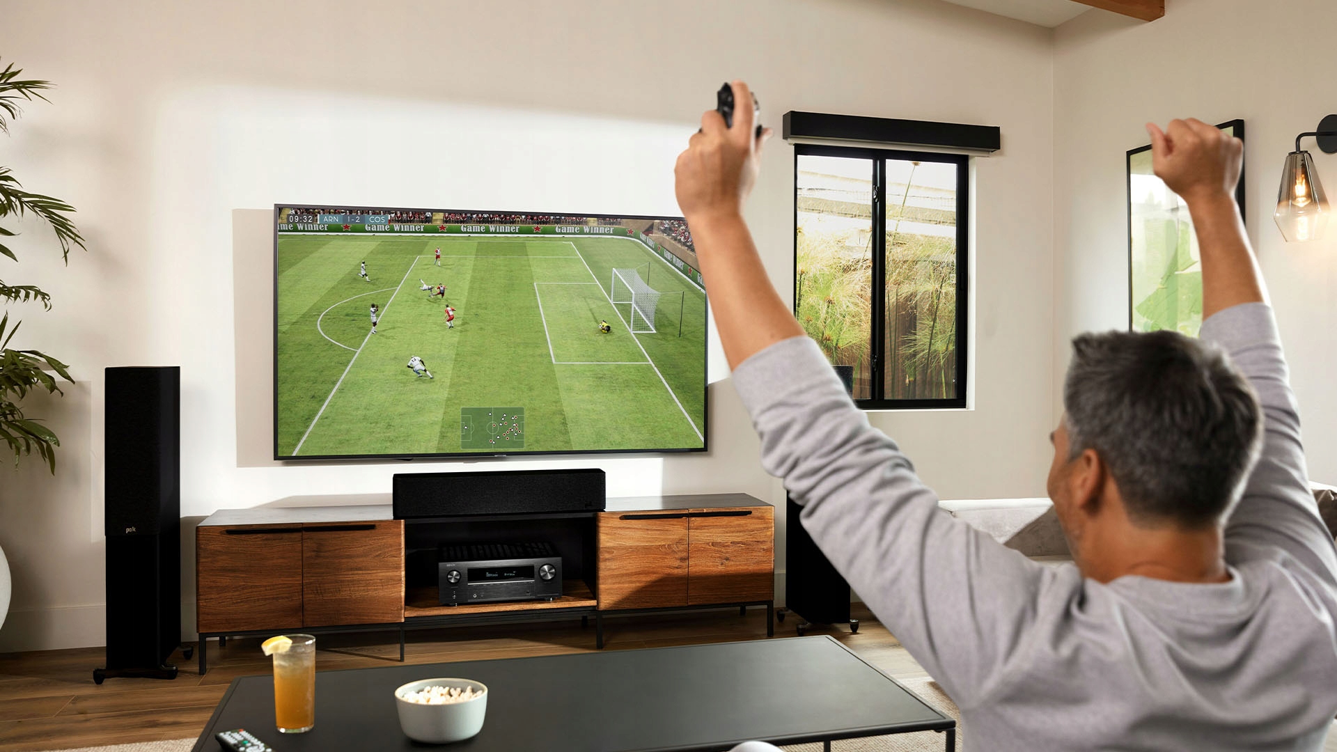 Amplituner 7.2 Denon AVR-S970H HEOS HDMI 2.1 8K System dźwięku 7.2