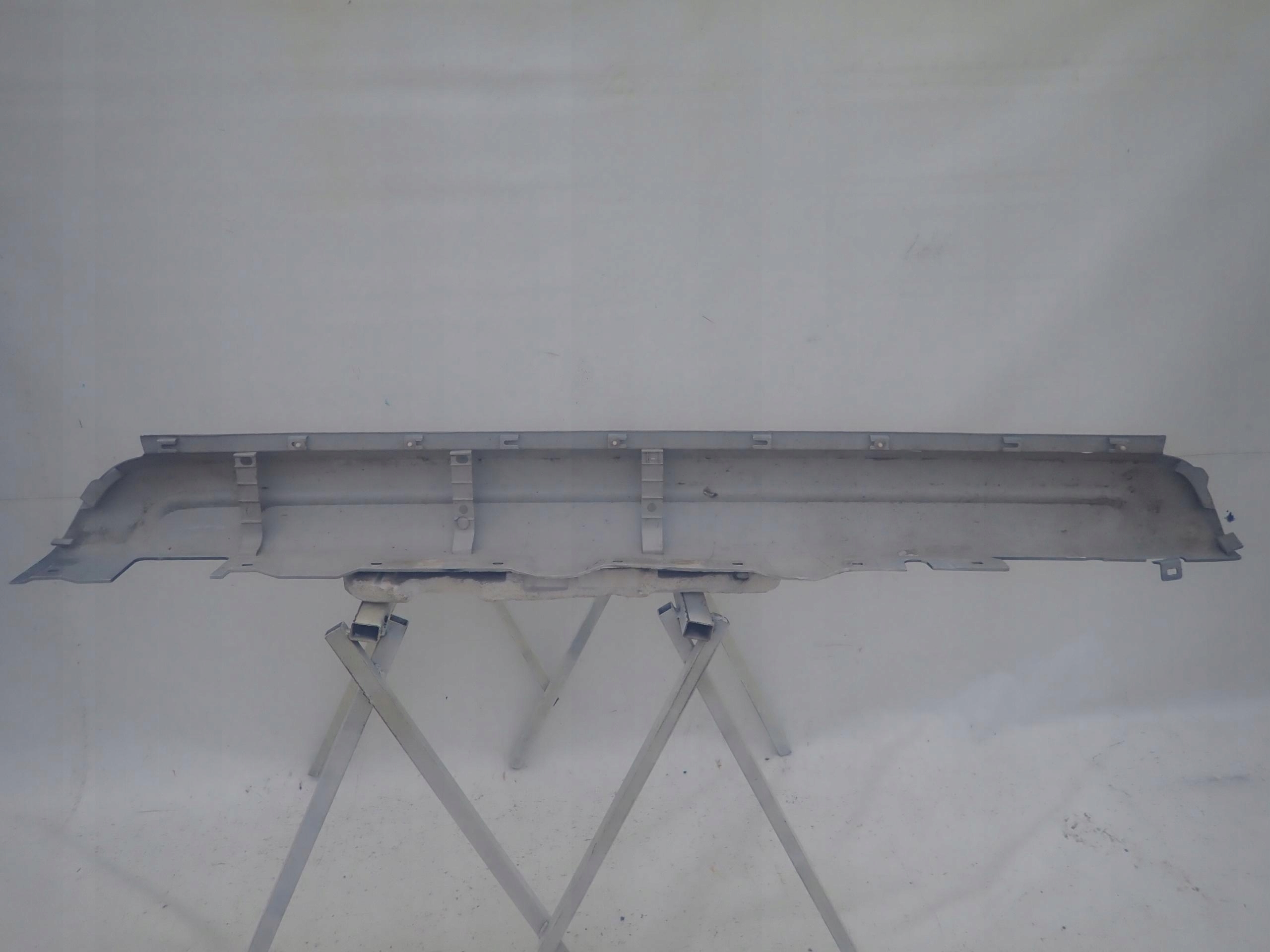BMW X3 E83 m-packet LIFT threshold right moulding threshold