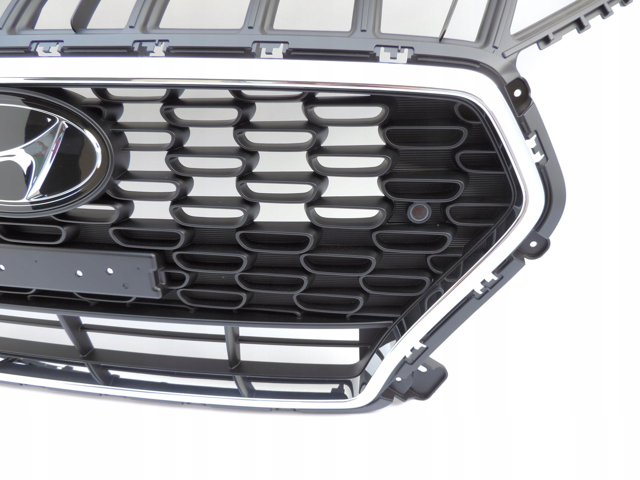 HYUNDAI i30 FASTBACK RADAR PDC 17-19 GRILL ATRAPA Producent części Hyundai OE