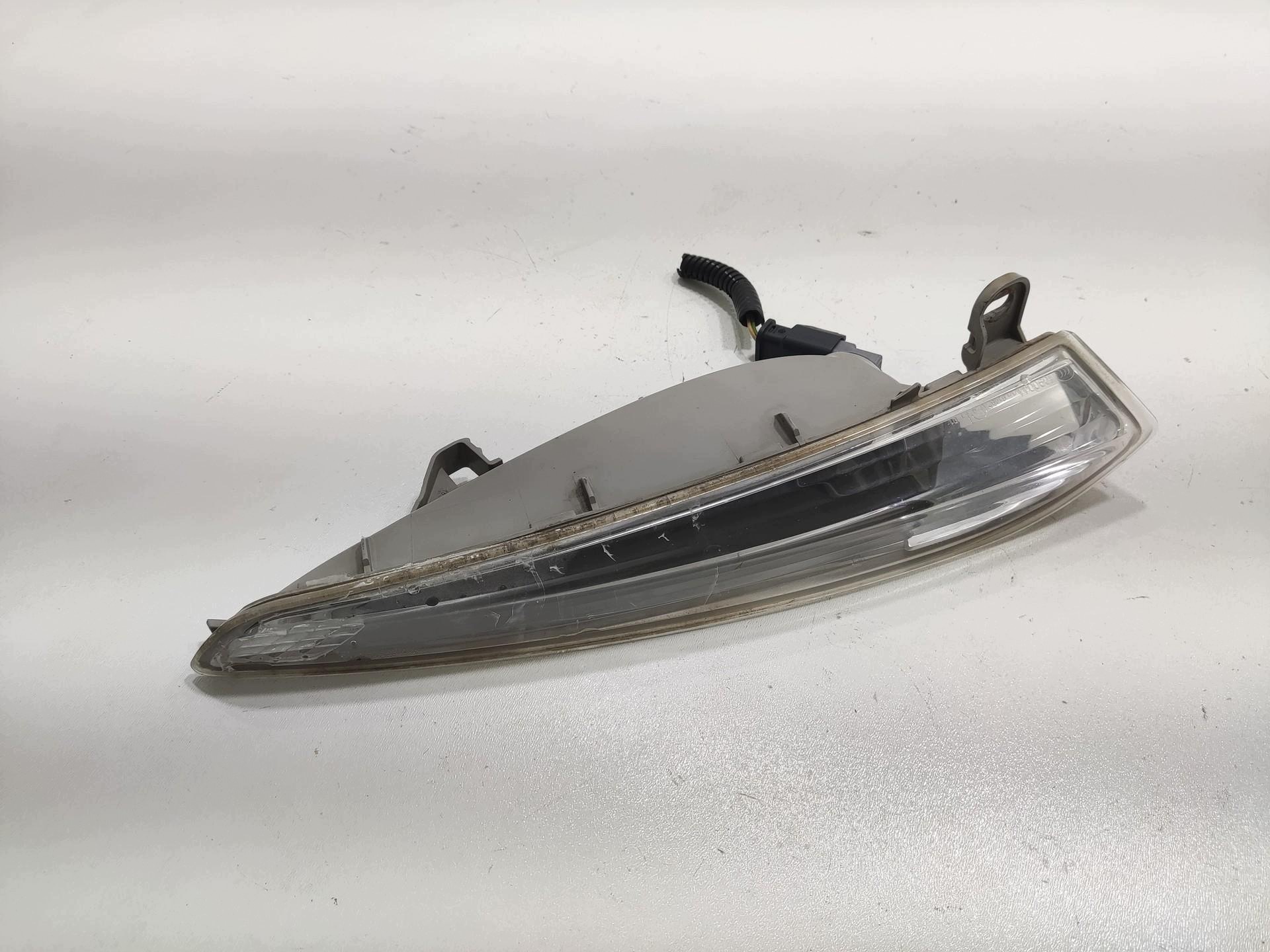 indicator right front CITROEN DS5 2011-2015 9687188680