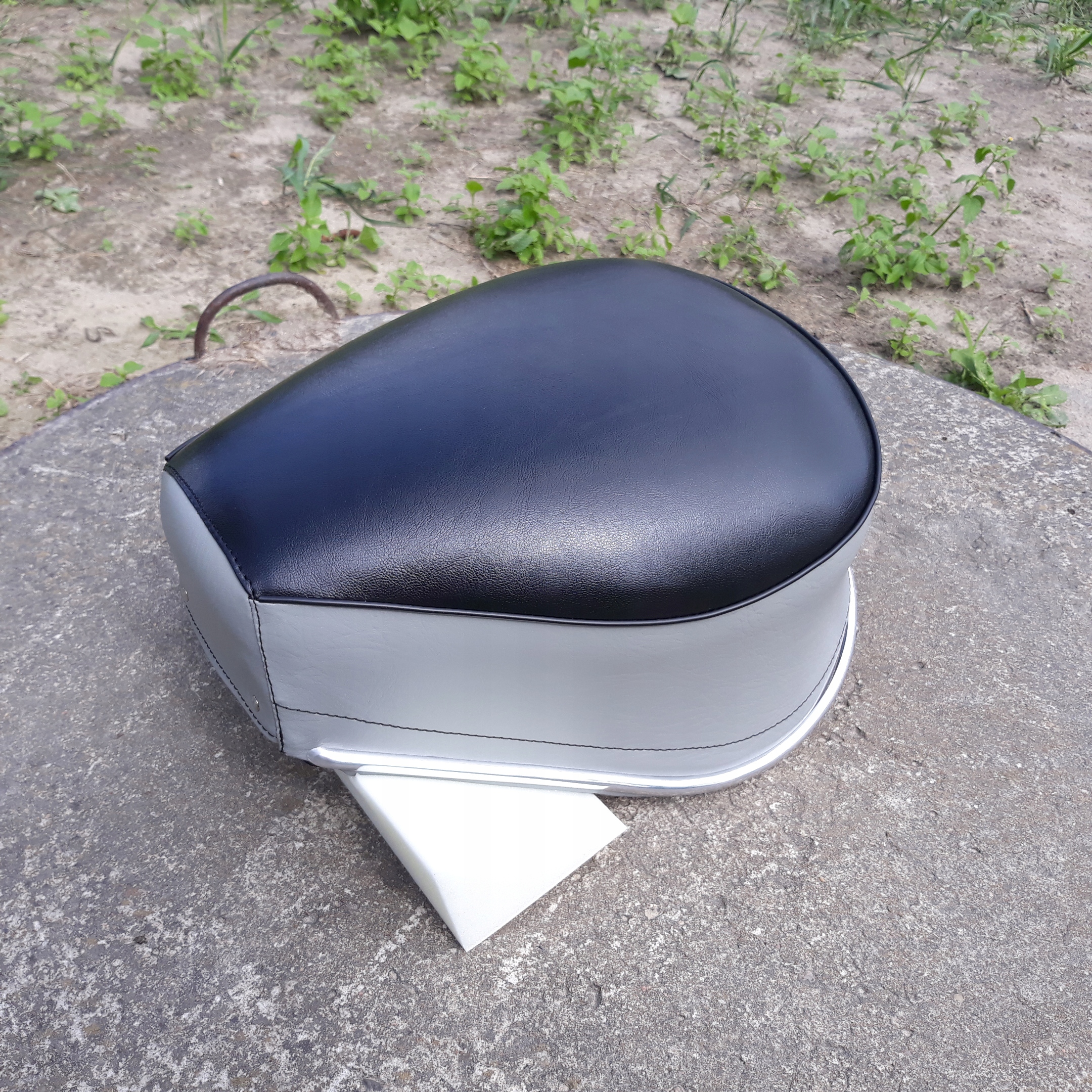 Simson Sport Awo sedadlo sedlo predné lišty