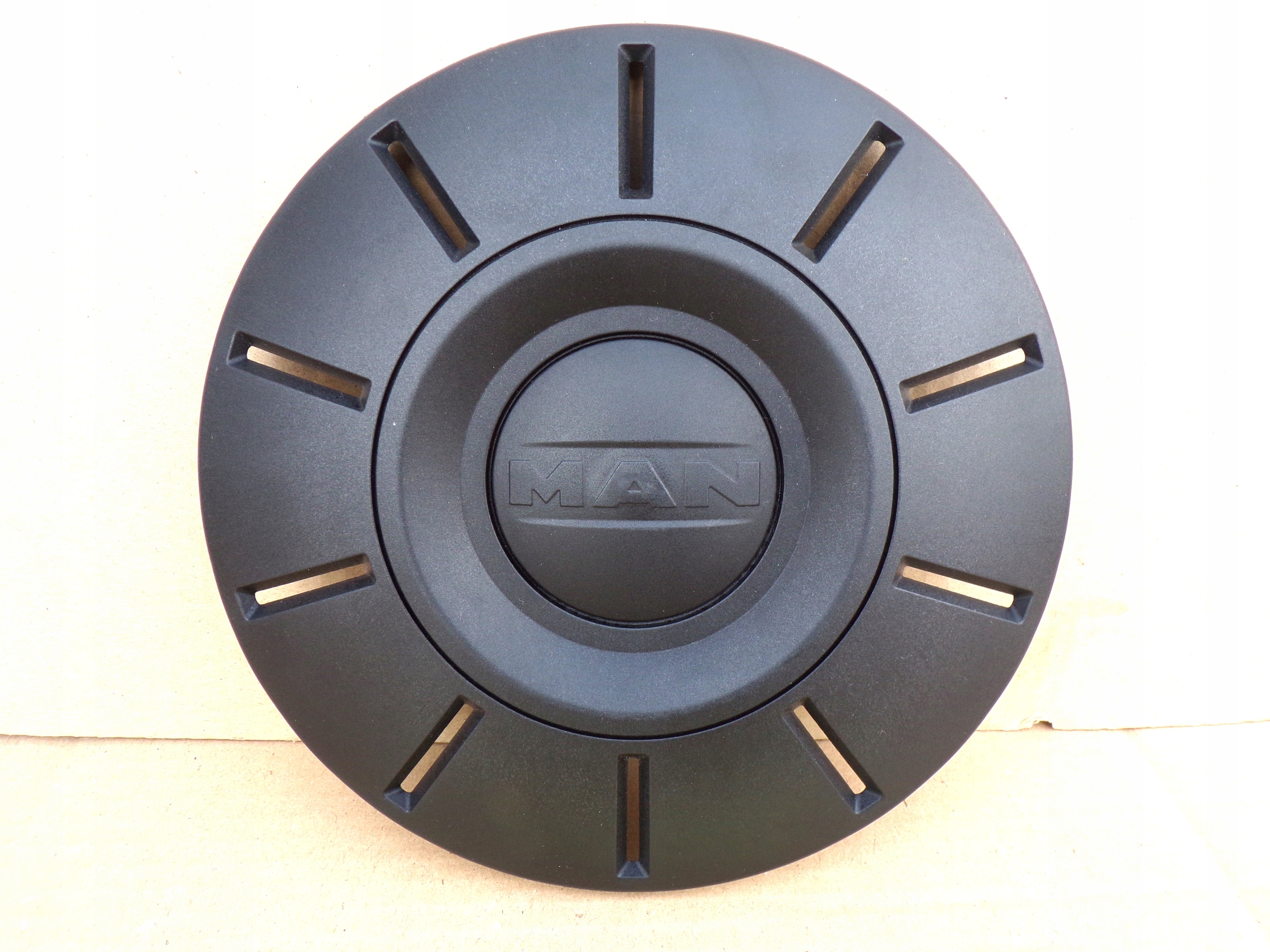 MAN VW CRAFTER 16- copri - Kapsel Coperchio ruote Originale Idealny 7CE601151