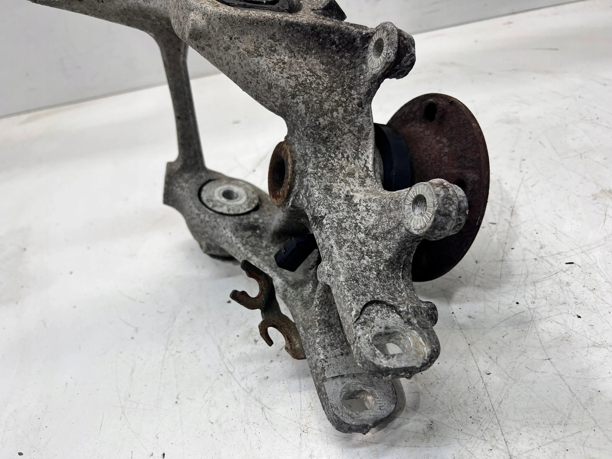 swing right rear part AUDI A4 B8 A5 8T A6 C7 8K0505436AB