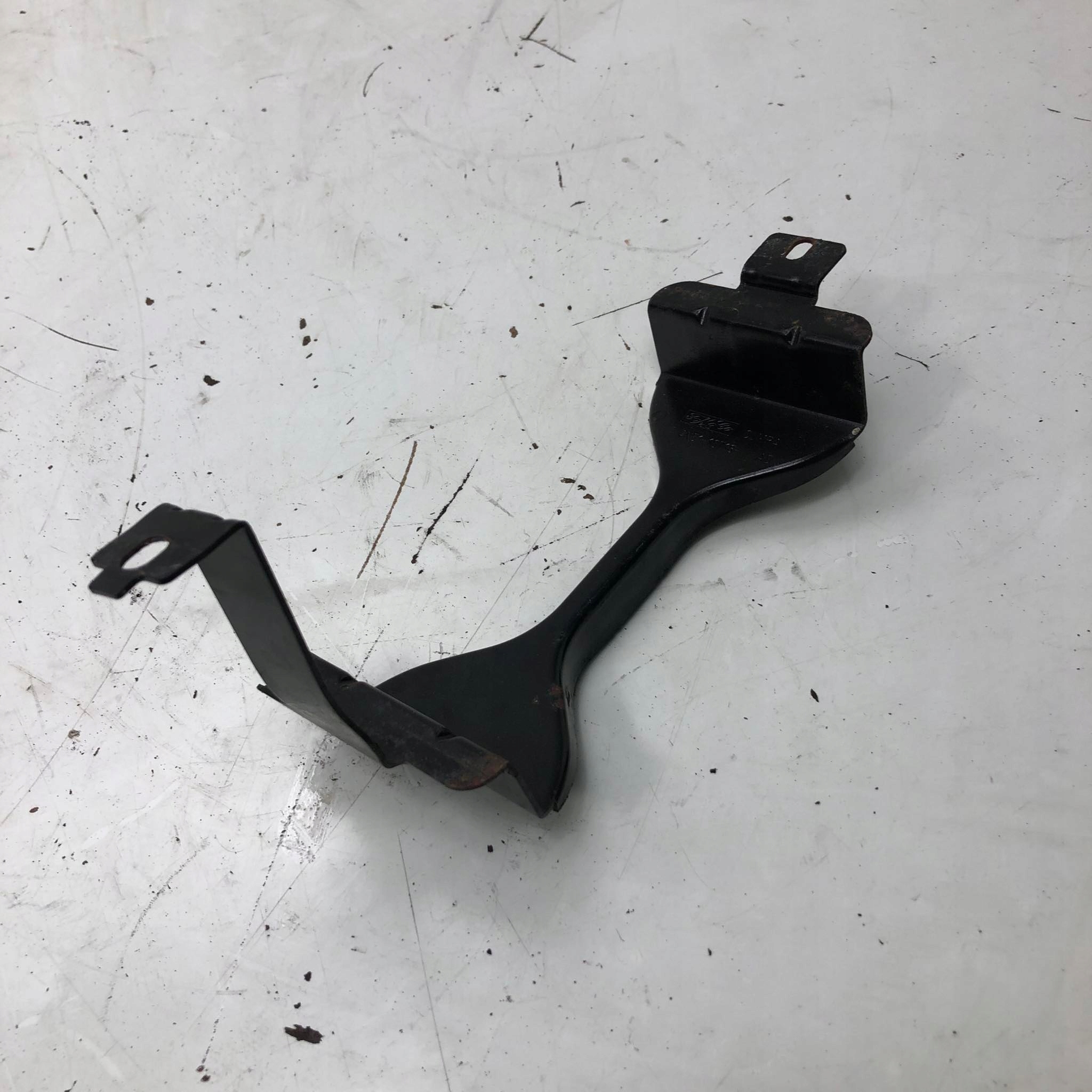 4N5110718 - Крепление база батареи C30 C70 II