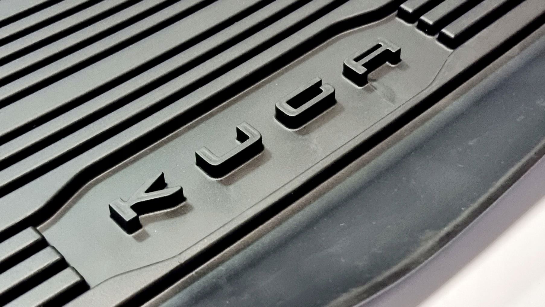 

Dywaniki Gumowe Przód Kuga Escape Usa 2020-2476151