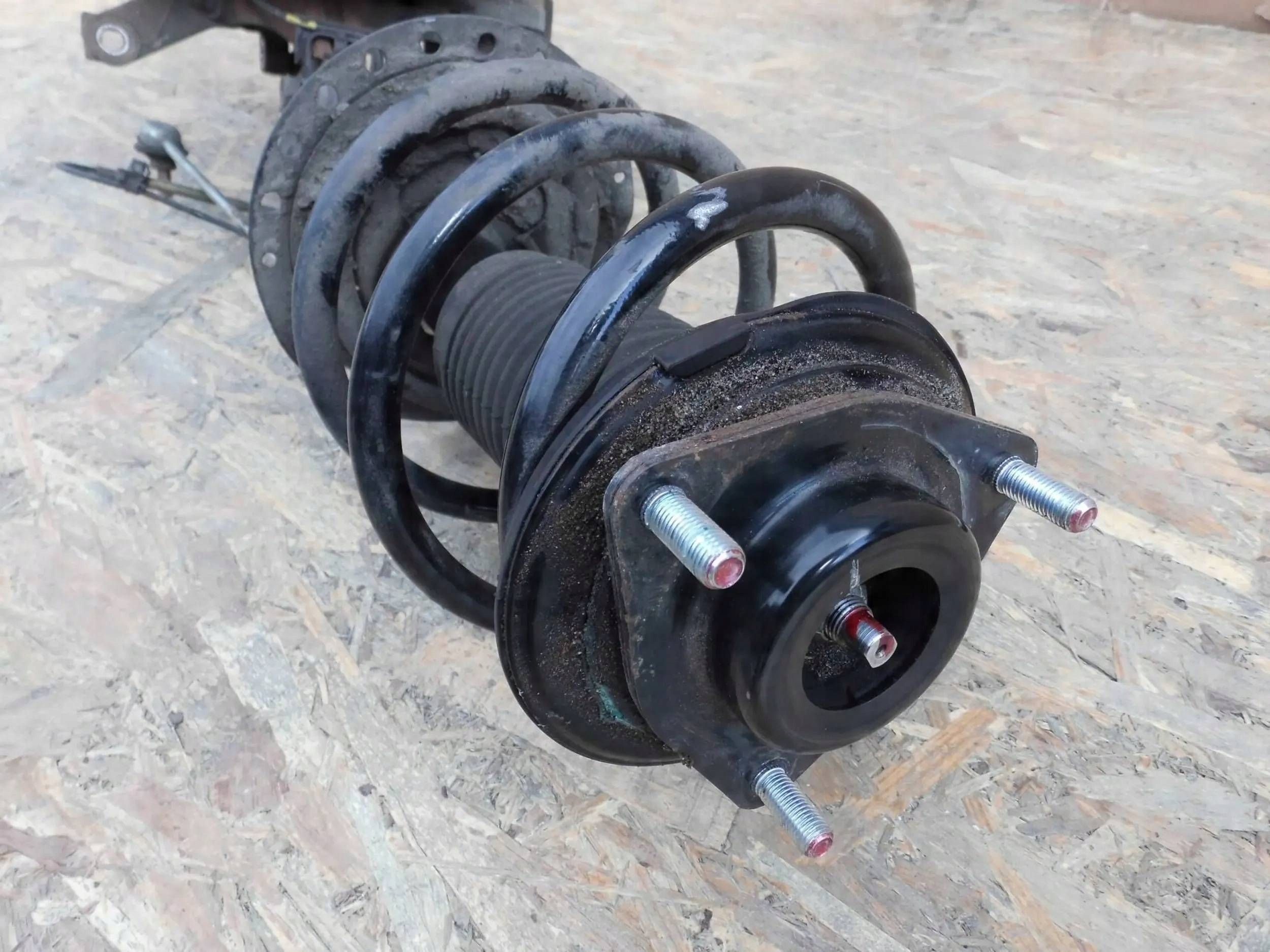 Mitsubishi Outlander III 2018+ LIFT 2.4 swing shock absorber front left