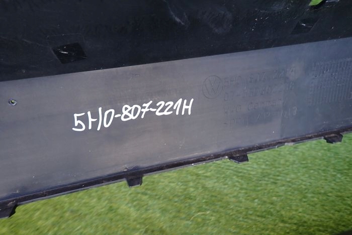 VW GOLF VIII 8 Frontstoßstange vorne
