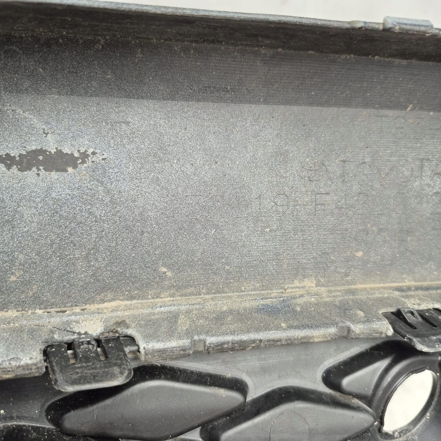 TOYOTA C-HR and 1 16-19 bumper front front 6XPDC