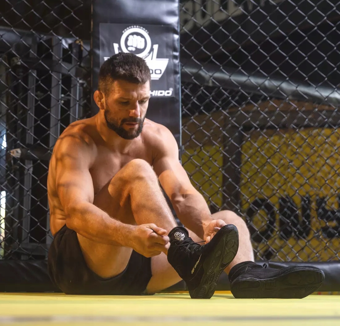 BUTY TRENINGOWE ZAPAŚNICZE MMA BOKS ZAPASY SKÓRA ACTIVCLIMA DBX BUSHIDO 41 Marka DBX BUSHIDO