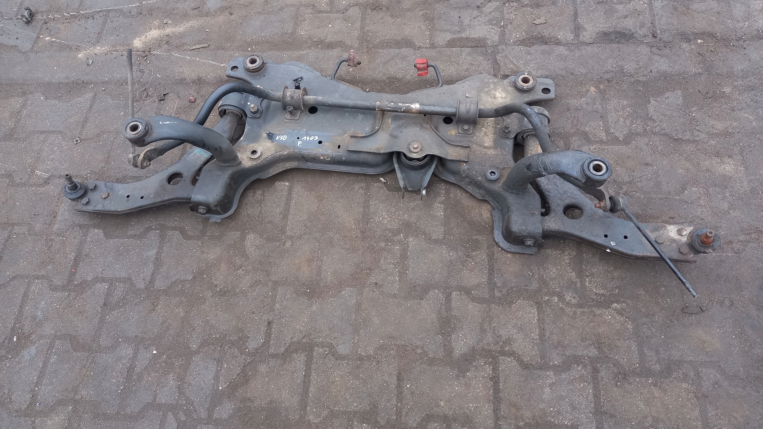Салазки передние VOLVO V50 универсал 06R