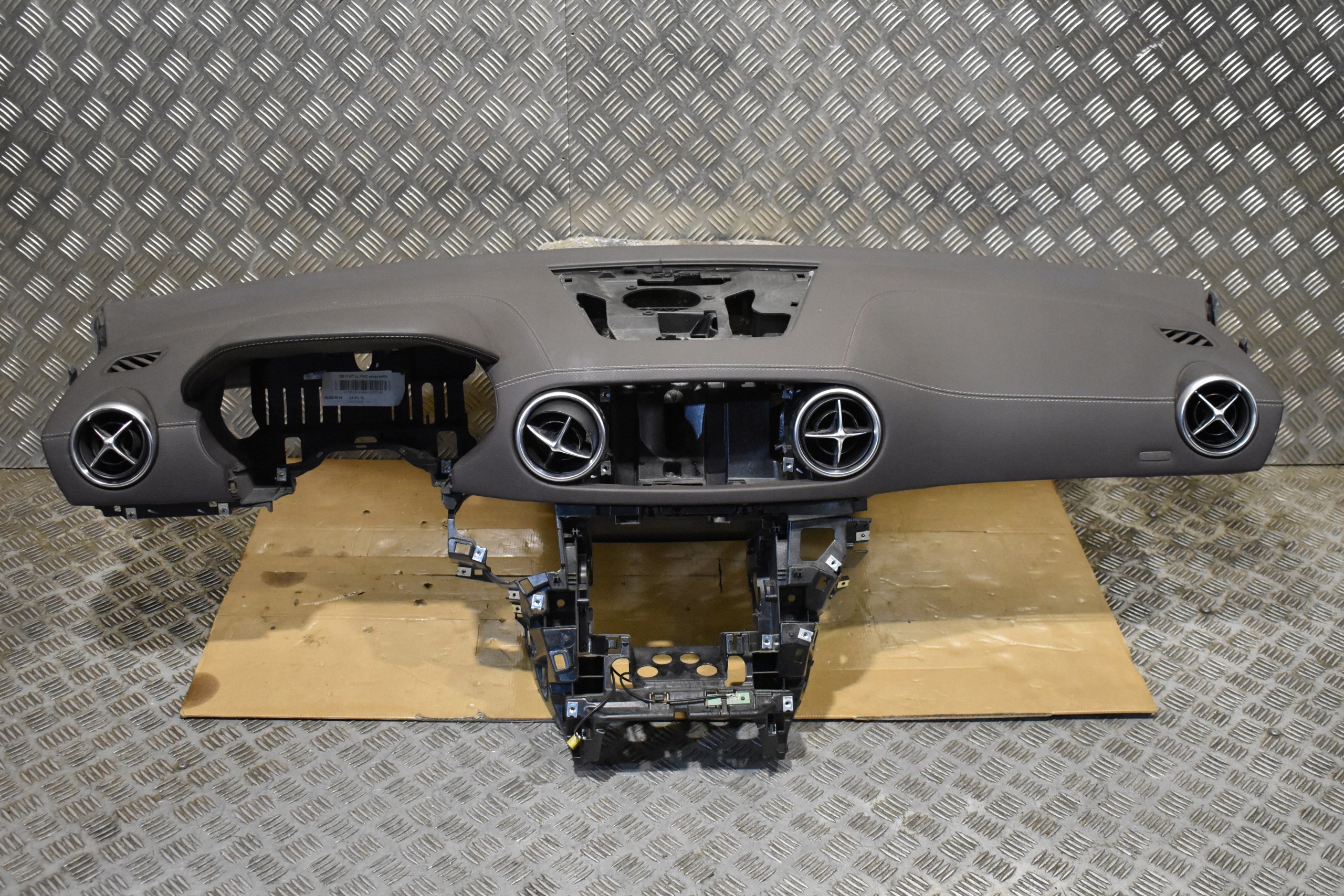 console BRAZOWA leather MERCEDES SL R231 1