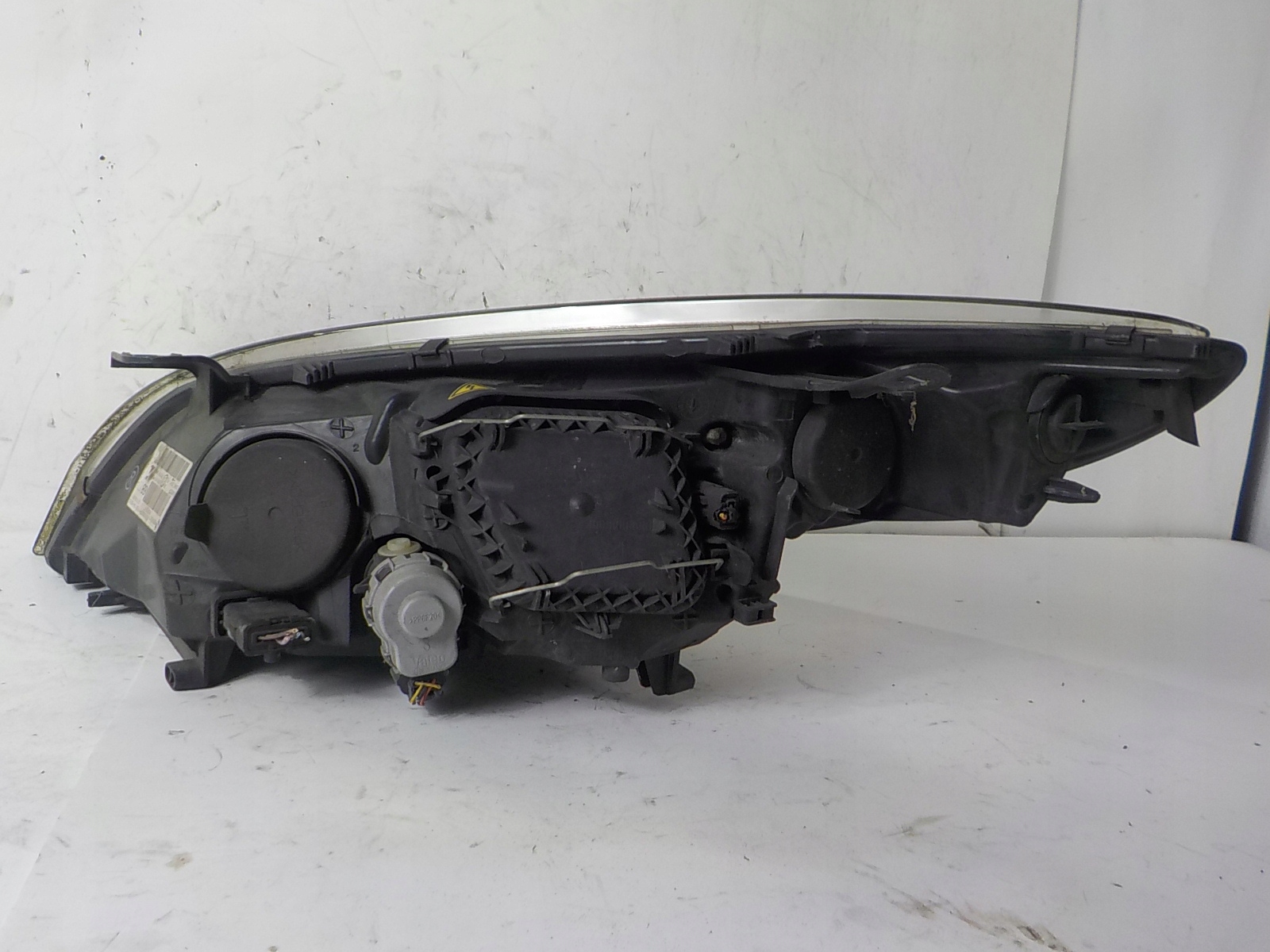 RENAULT MEGANE III XENON light right front front UK 260100022R