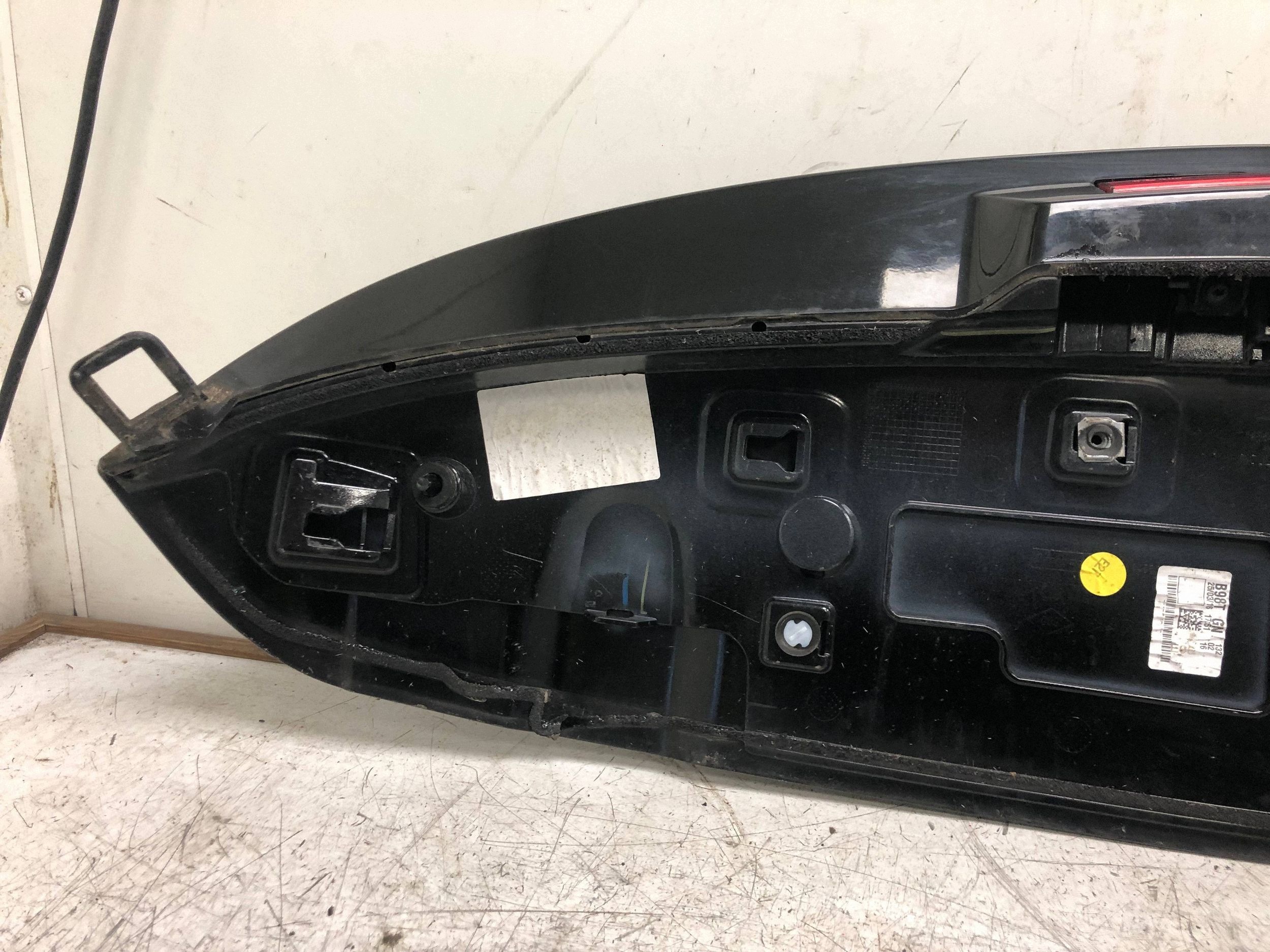 spoiler LOTKA bonnet boot RENAULT CLIO IV 960306579R
