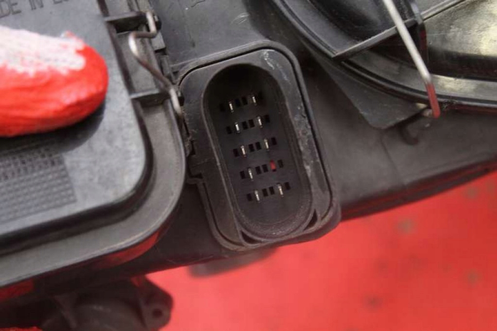 REFLEKTOR left light front EU SEAT CORDOBA 2 II 6L LIFT 06-09