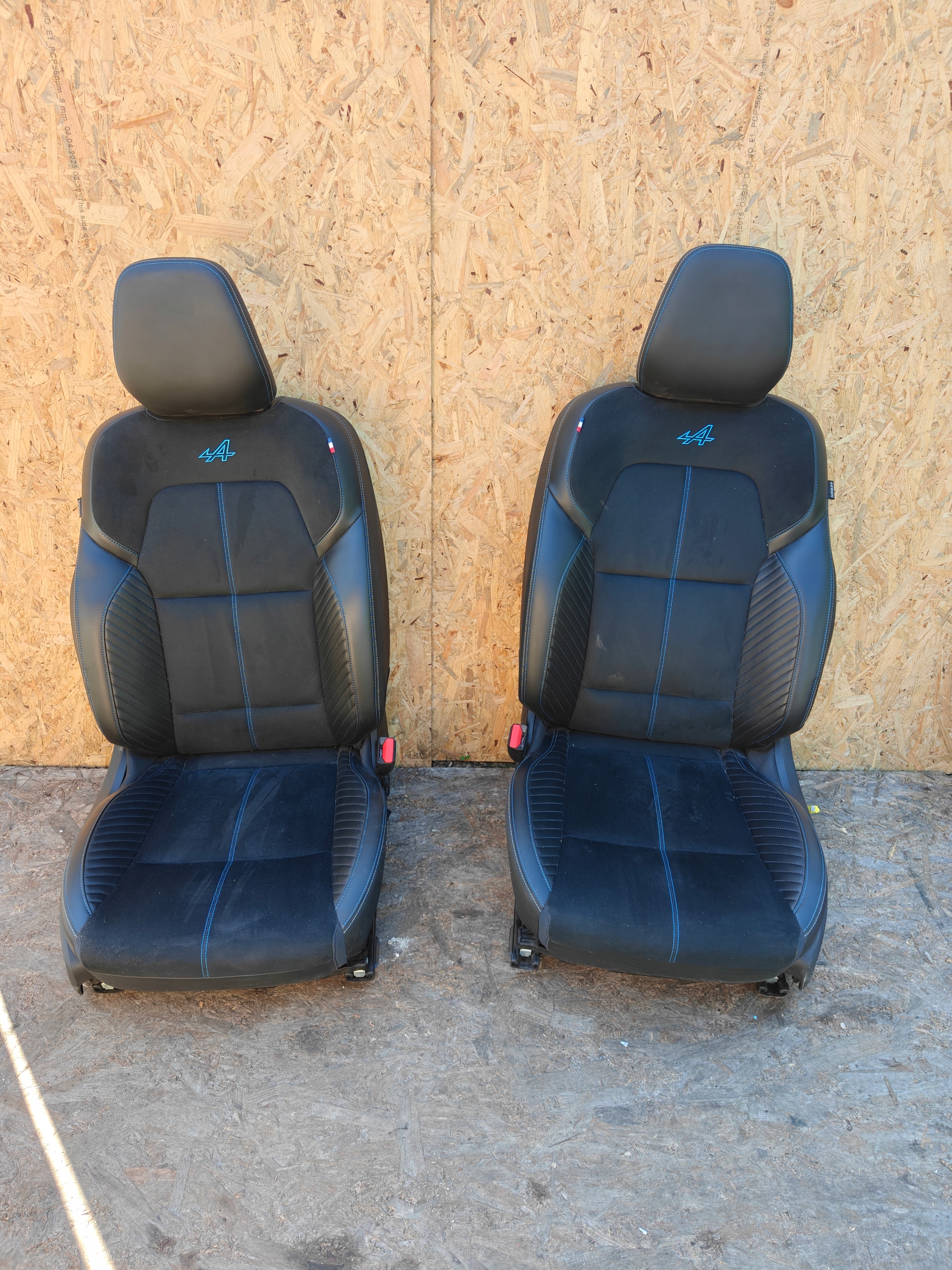 Sitze Sitz KOMPLET Sitze RENAULT ARKANA LIFT ESPRIT ALPINE
