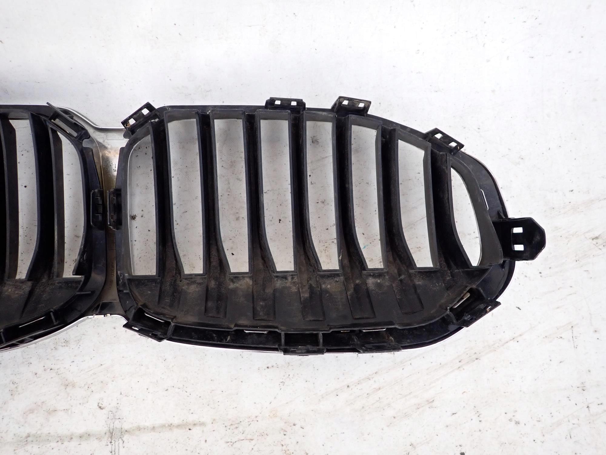 BMW 1 F40 19-> Grill Grill