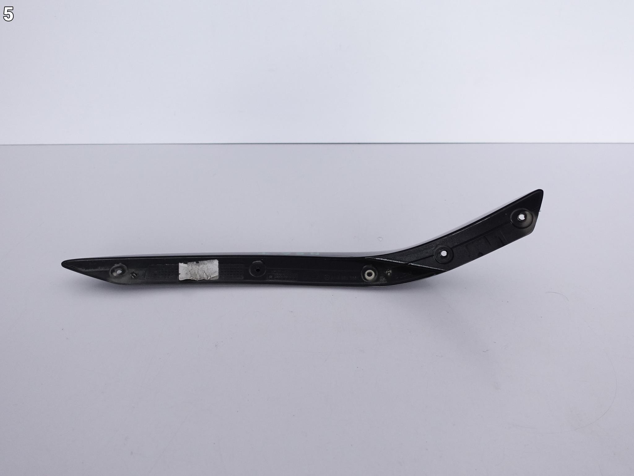 MERCEDES CLA C118 45 AMG 19- SPOILER moulding right