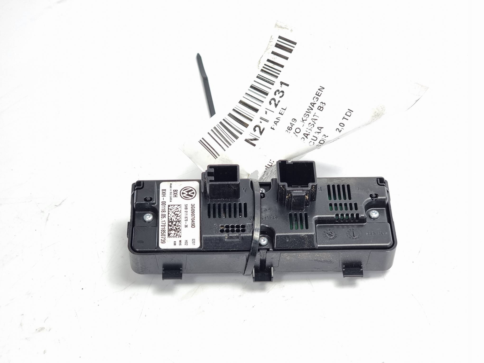 PANEL 3G0907049D AIR CONDITION VOLKSWAGEN PASSAT B8